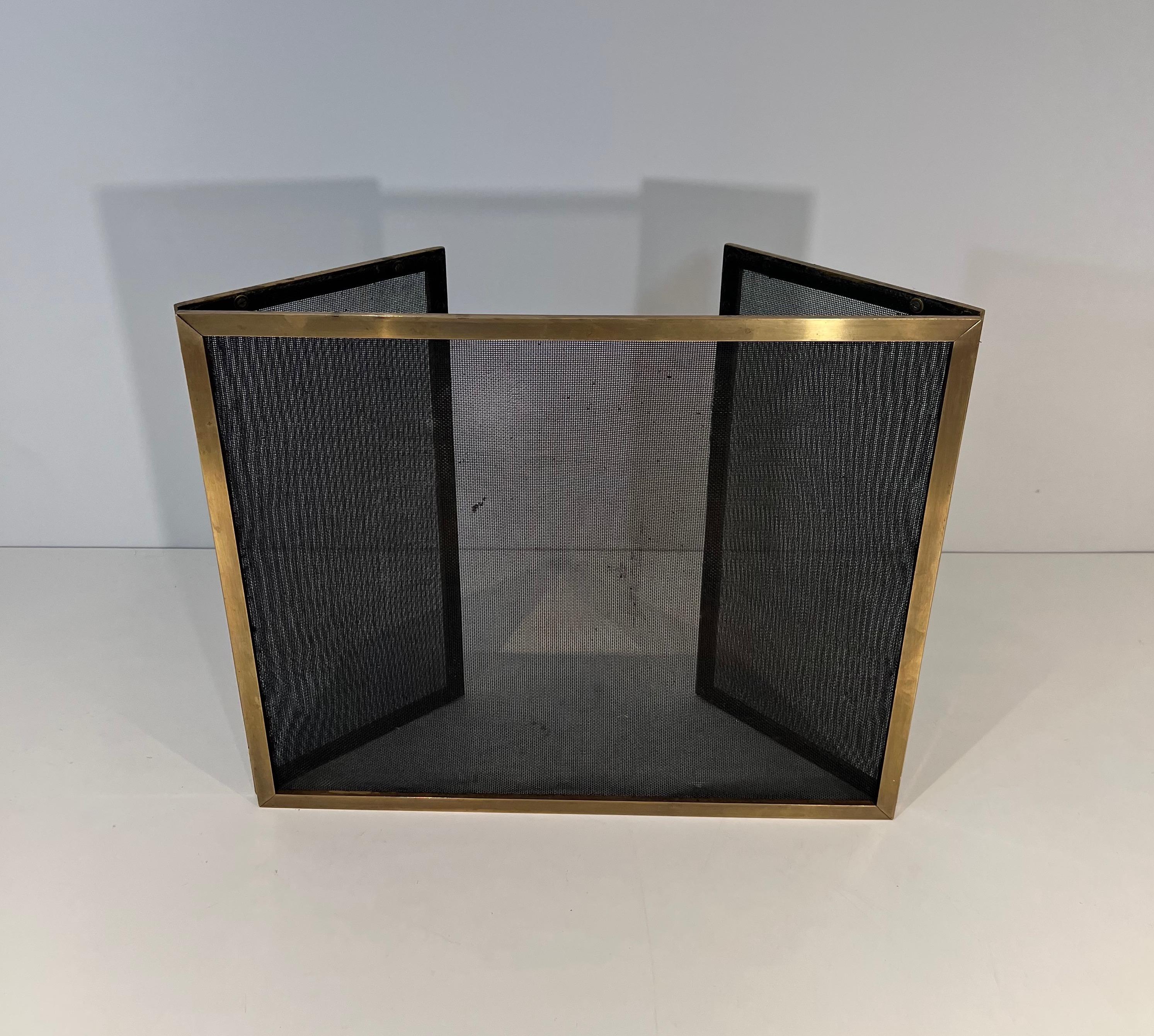 Modernist Brass and Gilt Grilling Fireplace Screen  In Good Condition For Sale In Marcq-en-Barœul, Hauts-de-France