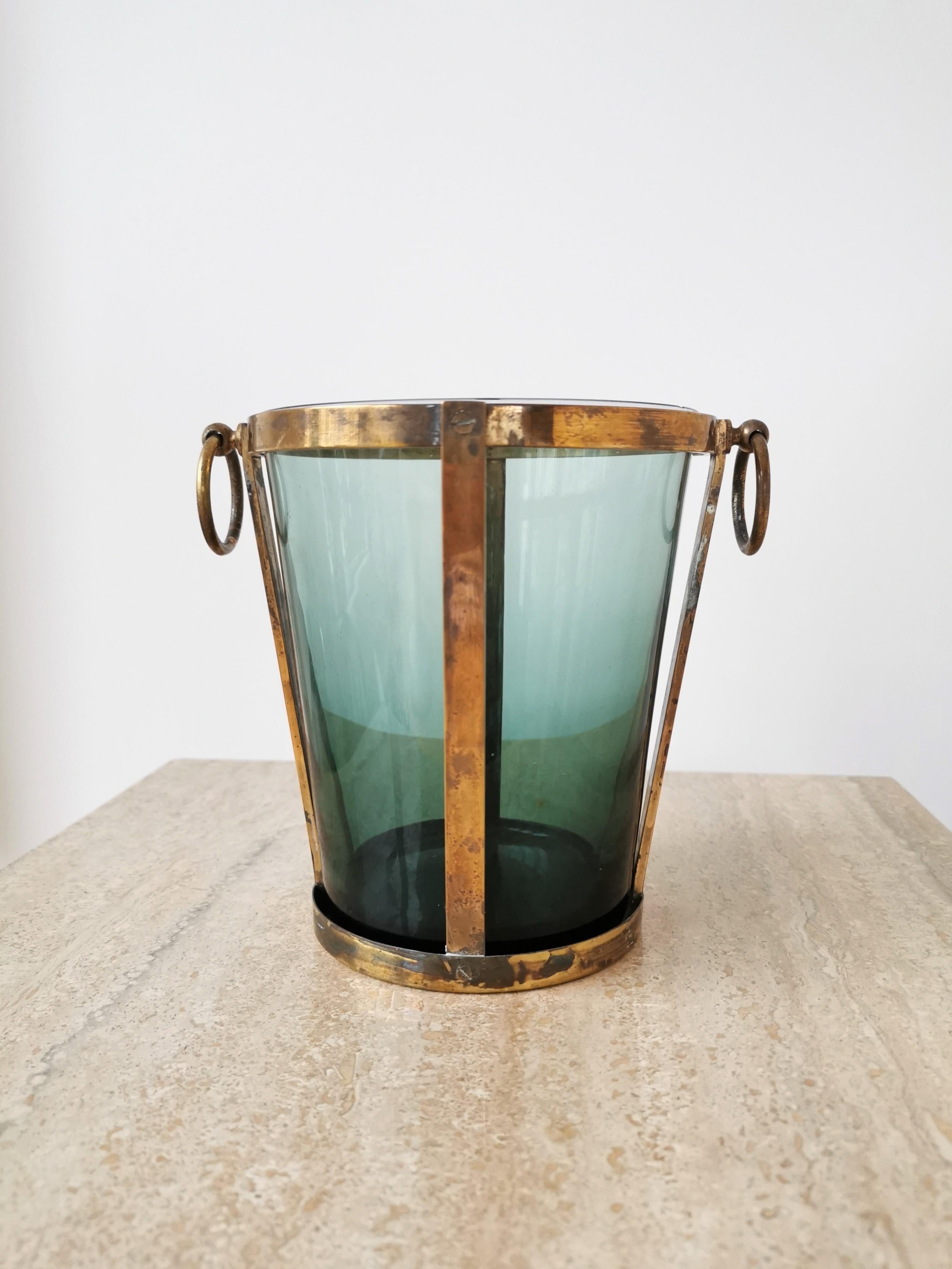Modernist Brass and Glass Ice Bucket, Italy, 1960s In Good Condition In New York, NY