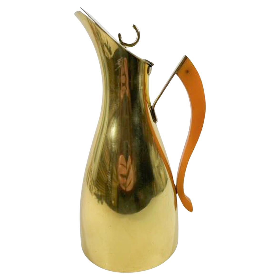 Modernist Brass Bar Pitcher w/Hinged Lid and Curved Butterscotch Bakelite Handle For Sale