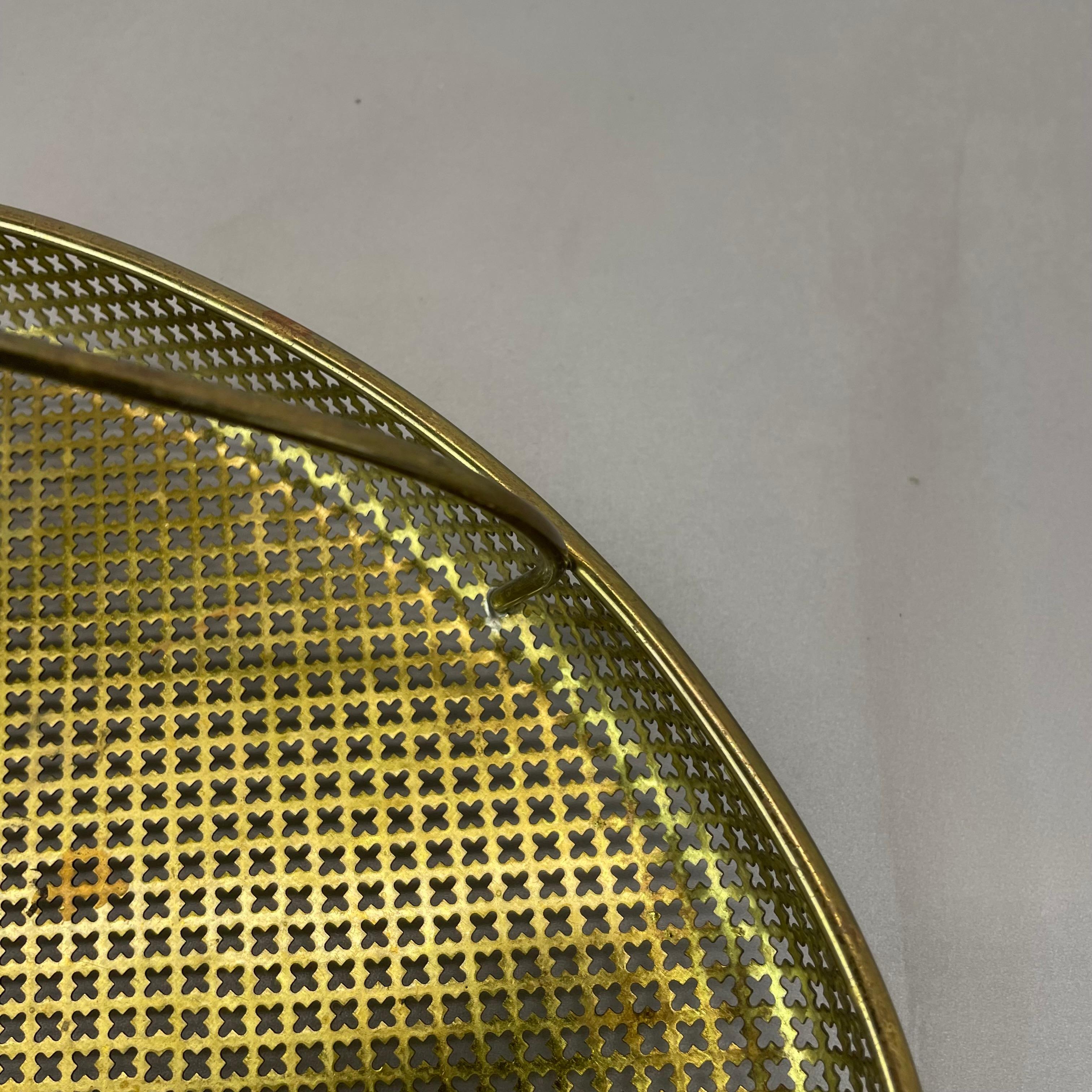 Ciotola modernista in ottone 