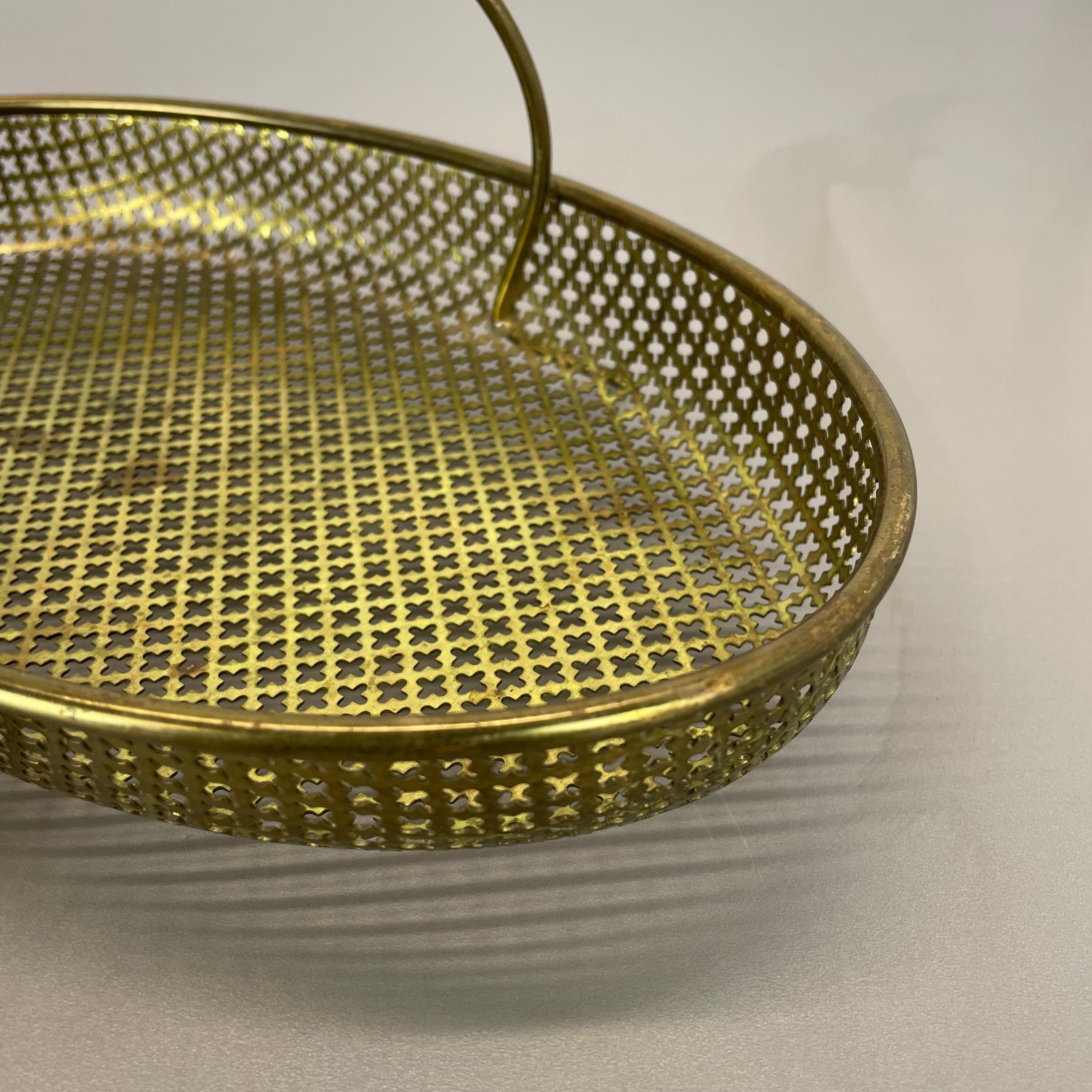 Metallo Ciotola modernista in ottone 