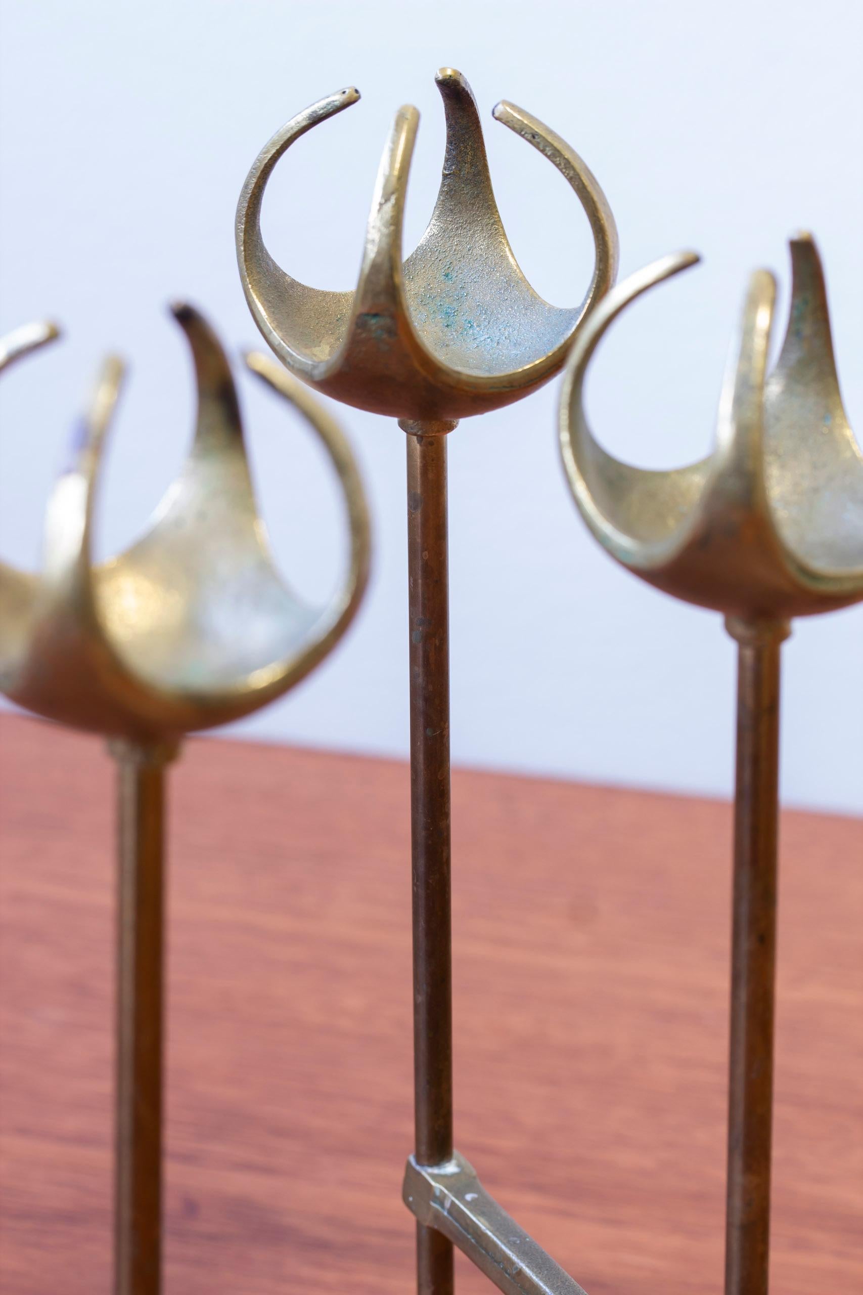 Candelabro modernista de latón de Olov Barve, Suecia, años 50 Escandinavo moderno en venta