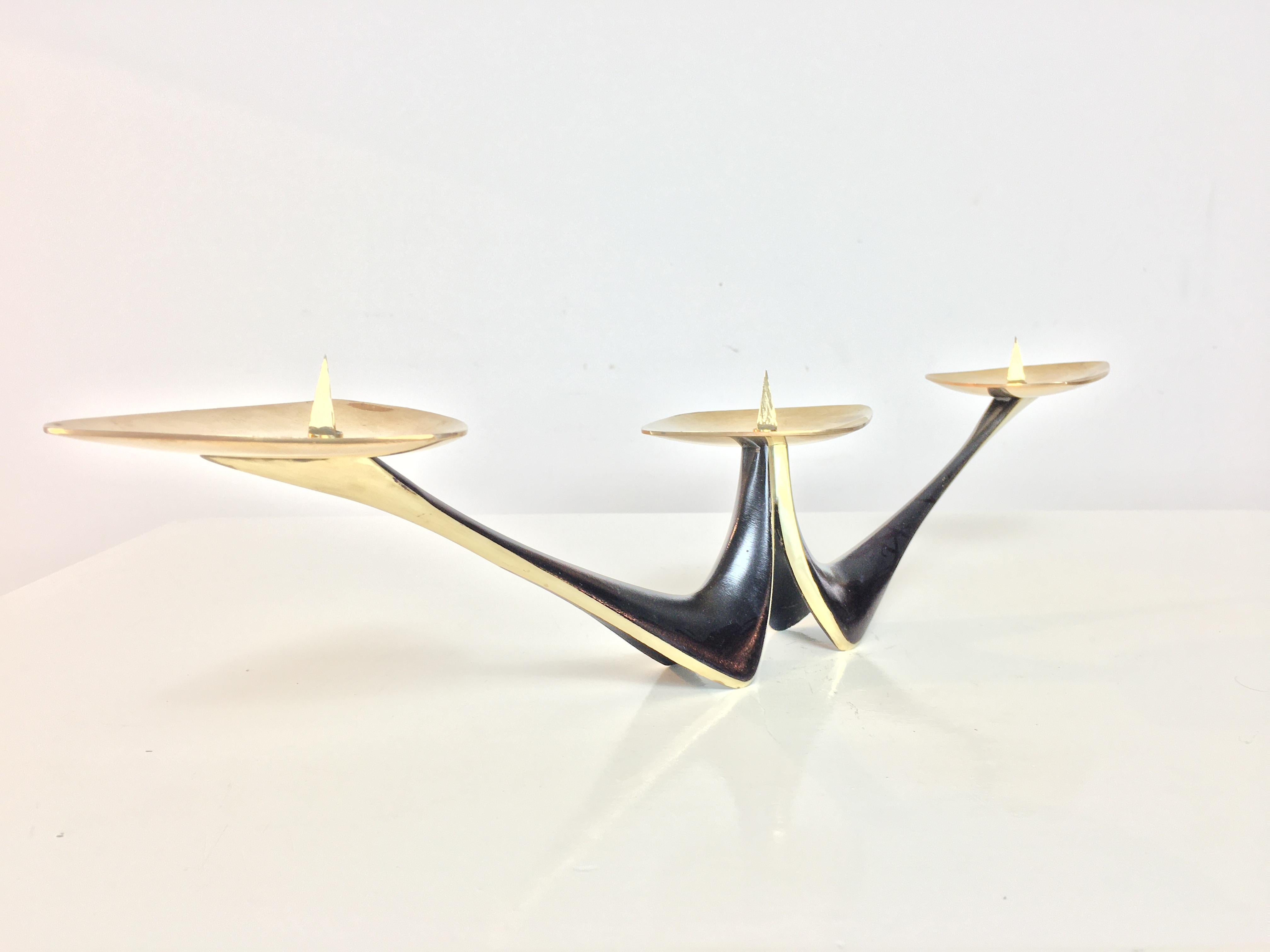 Tedesco Portacandele modernista in ottone di Klaus Ullrich per Faber & Schumacher, 1950 in vendita