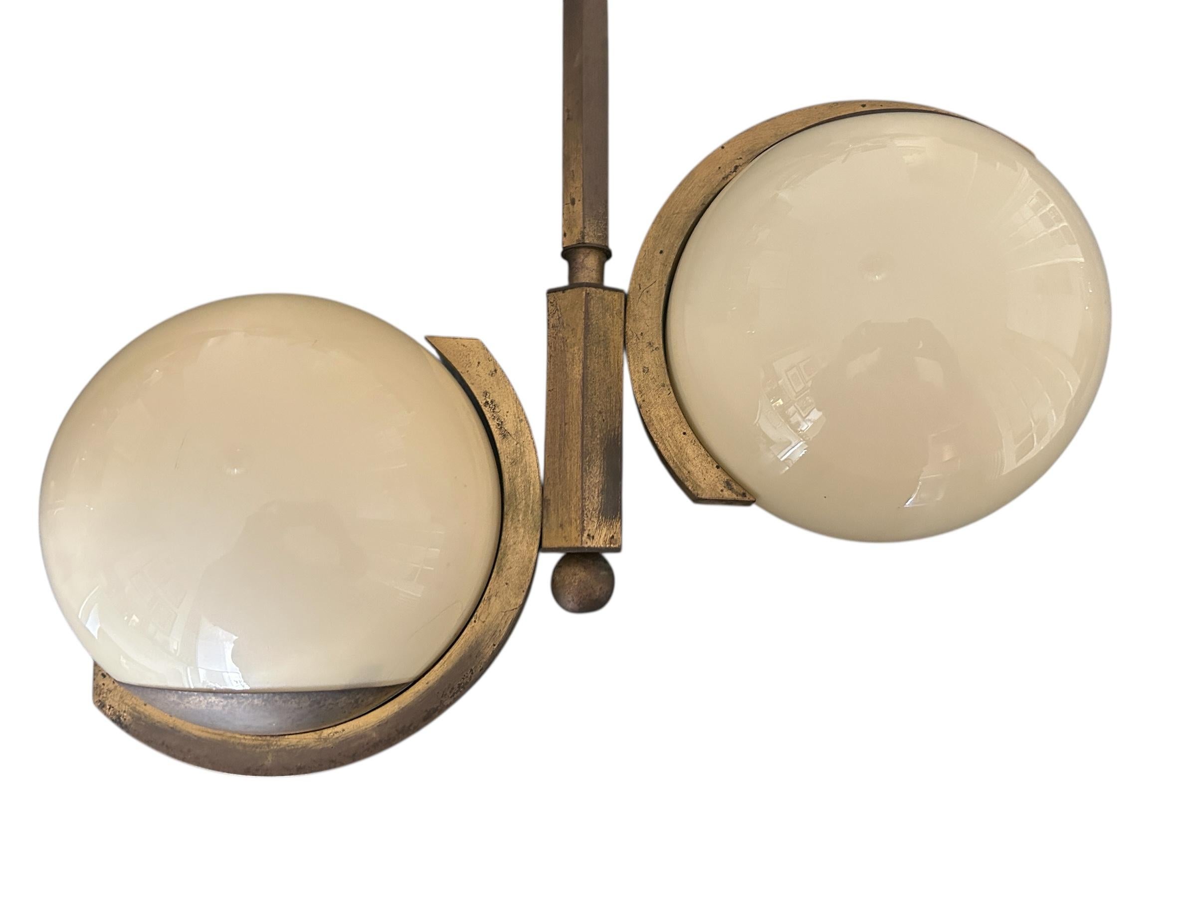 araña modernista de latón de los años 30 atribuida a Jacques Adnet en venta 1