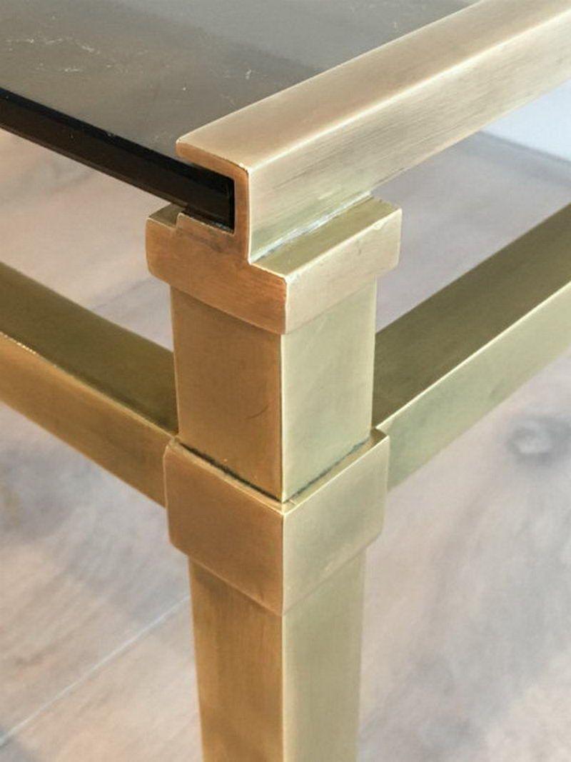 Modernist Brass Coffee Table with Smoked Glass Top en vente 1