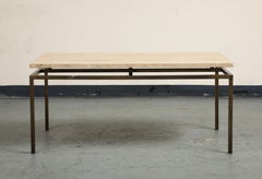 Modernistischer Couchtisch aus Messing mit Travertinplatte