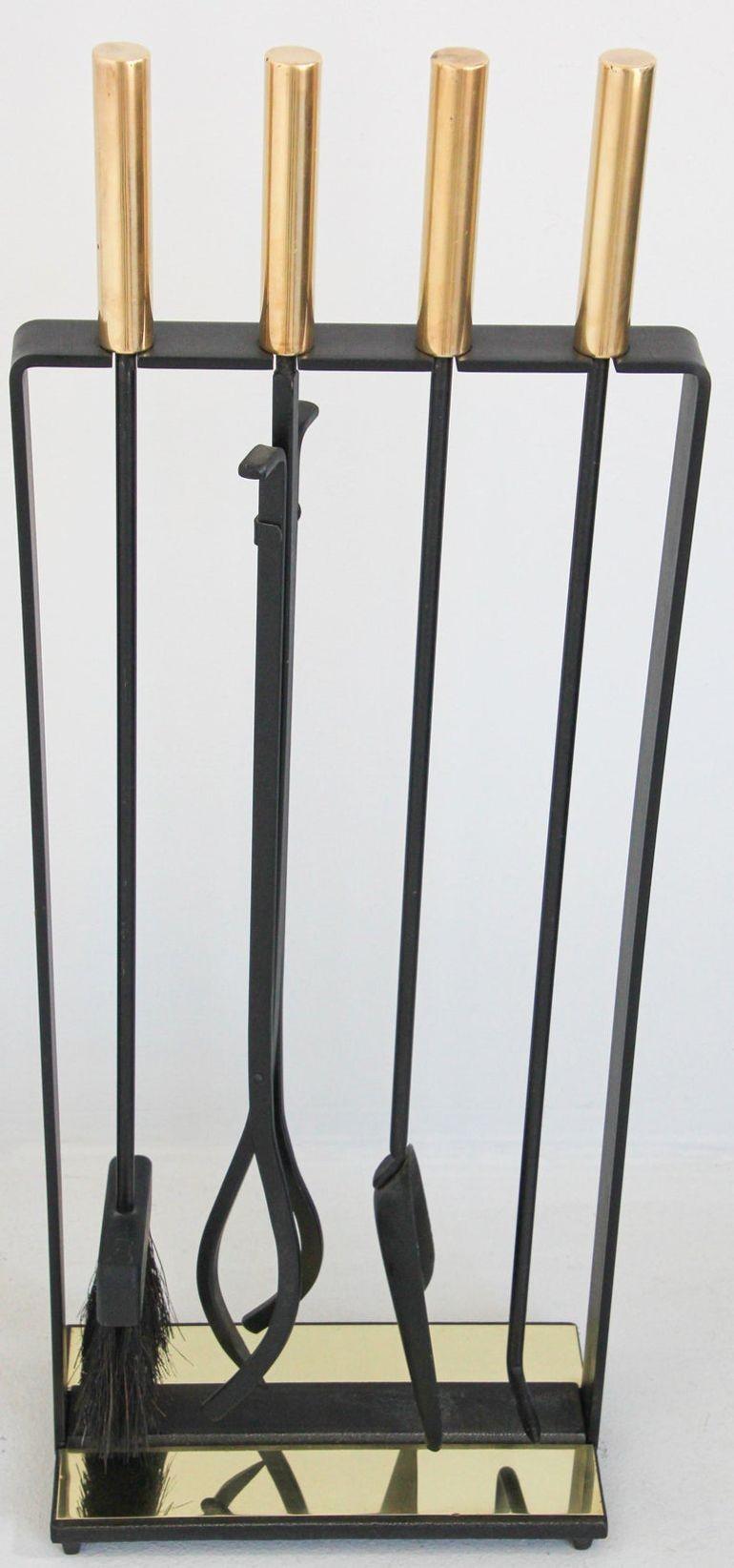 Outils à feu modernistes en laiton et noir par Pilgrim 1960's en vente 10