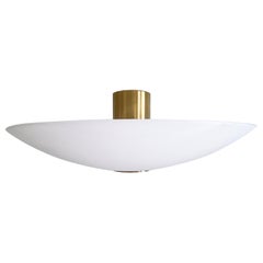 Lampada da incasso o scendiletto modernista in ottone e vetro di Florian Schulz Germania, anni '70