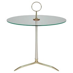 Mesa auxiliar modernista de latón y cristal, Vereinigte Werkstätten Múnich, Alemania Años 50