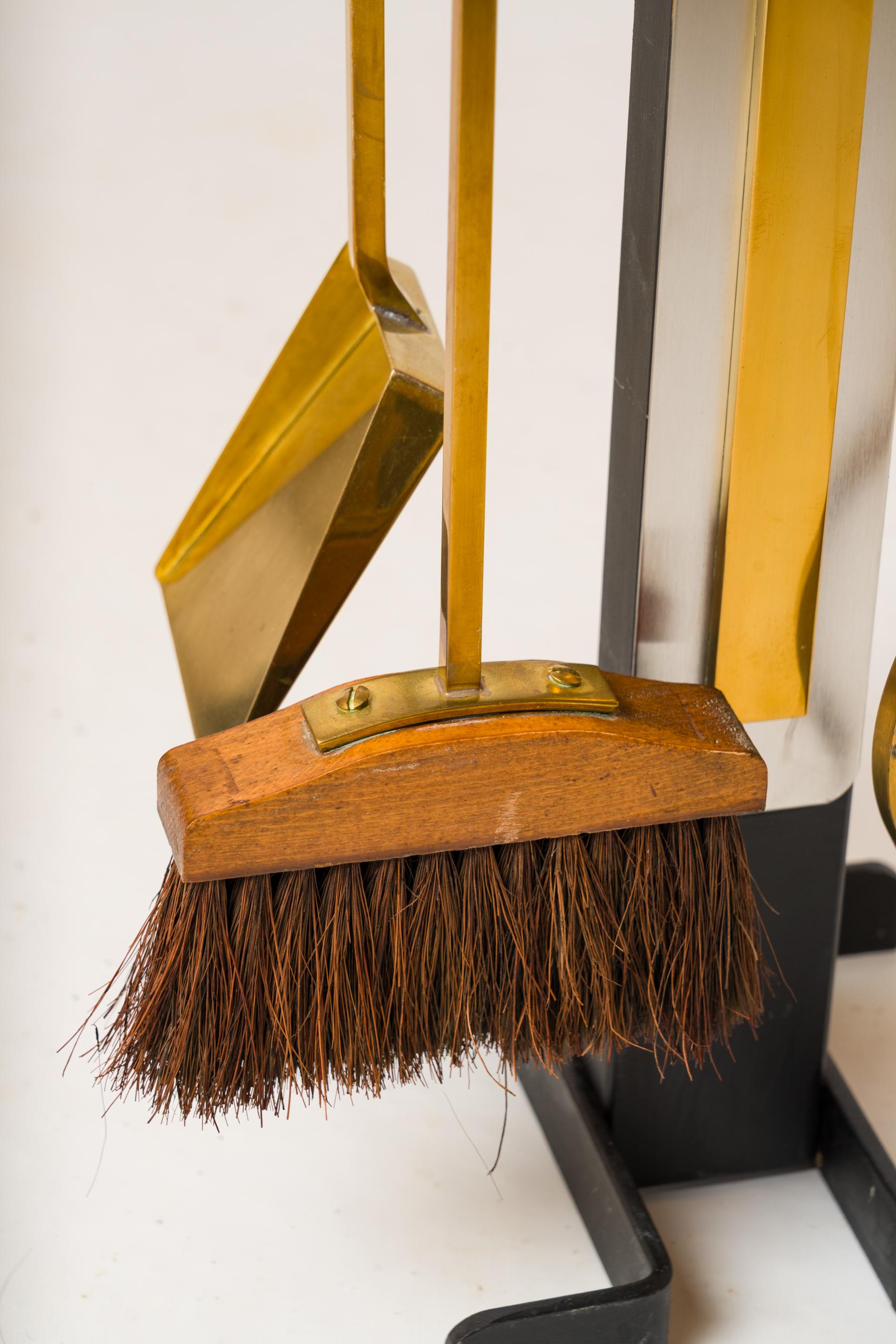 Modernist Brass & Steel Andirons with Fireplace Tools Set - France 1970s For Sale 4