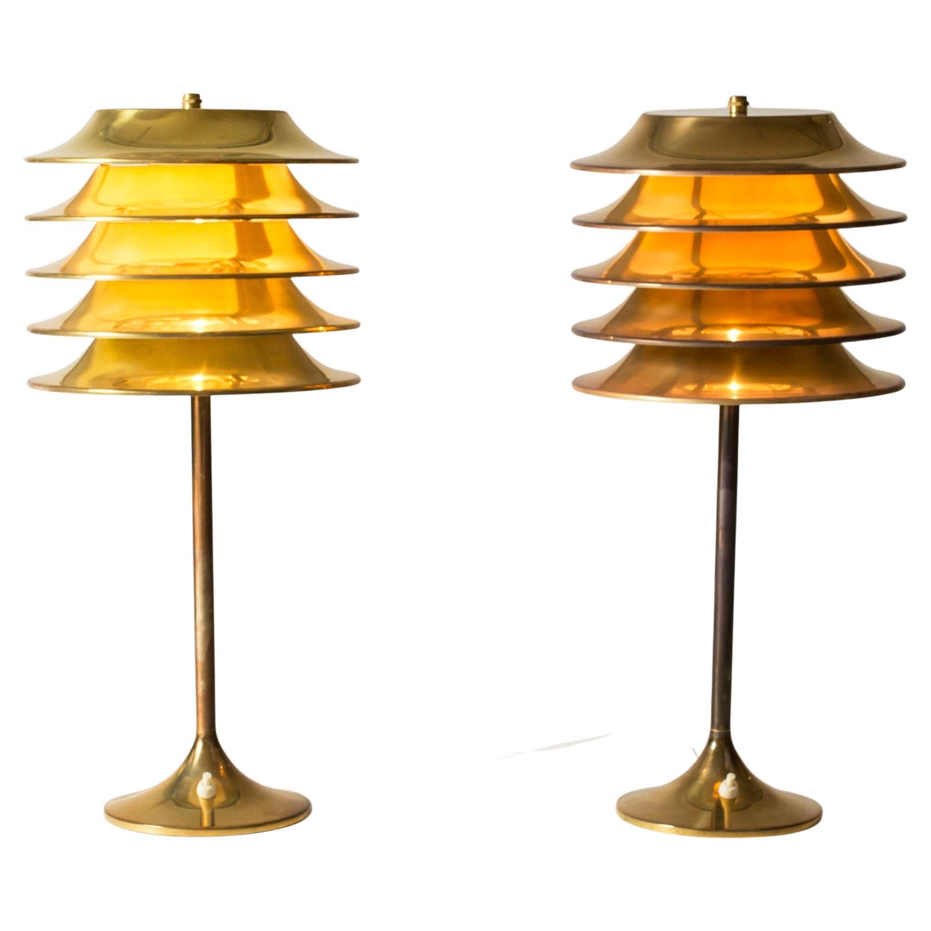 Modernistische Tischlampen aus Messing von Kai Ruokonen für Sievä Oy, Finnland, 1970er Jahre