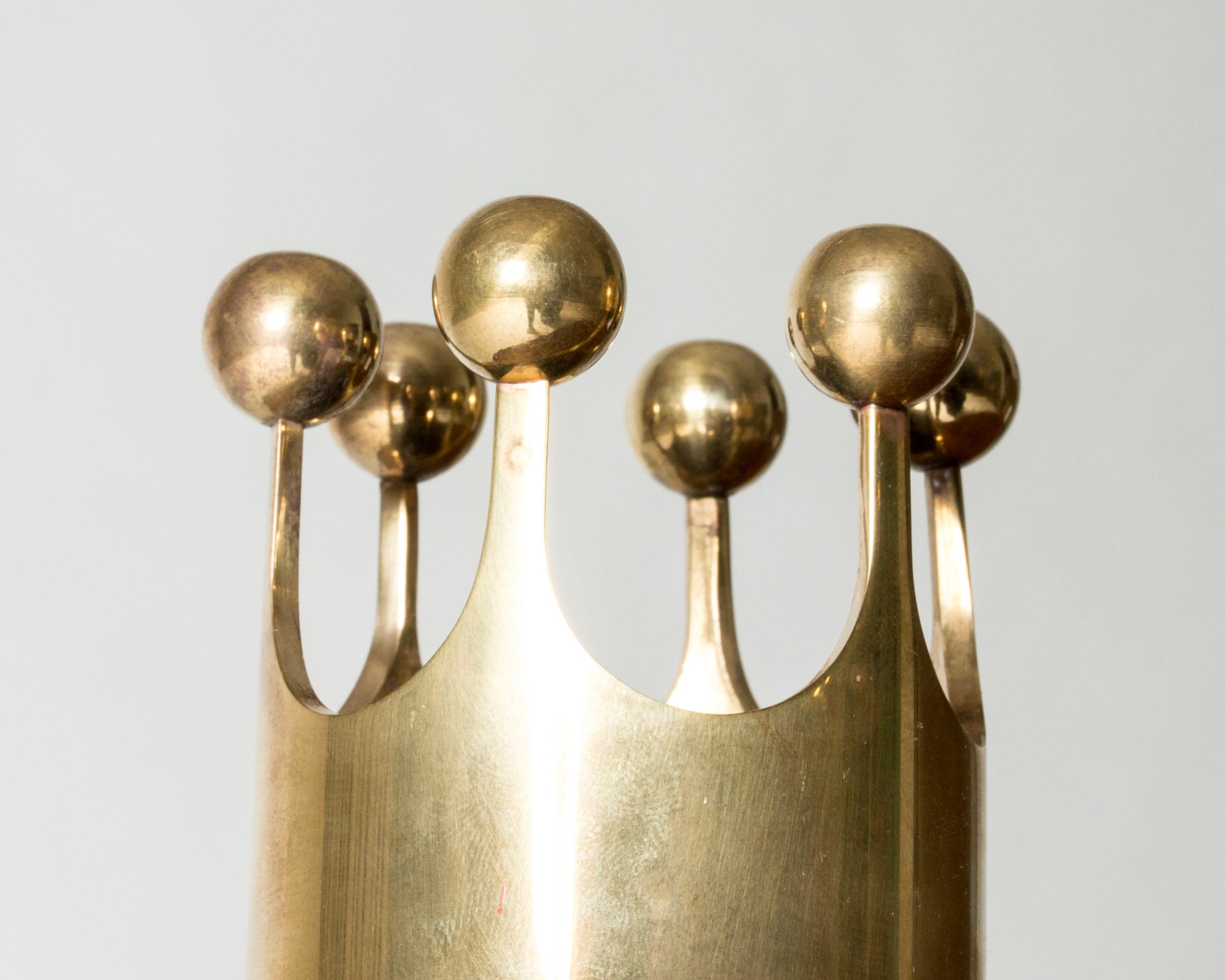Modernist Brass Vase by Pierre Forssell for Skultuna, Sweden In Good Condition For Sale In Stockholm, SE
