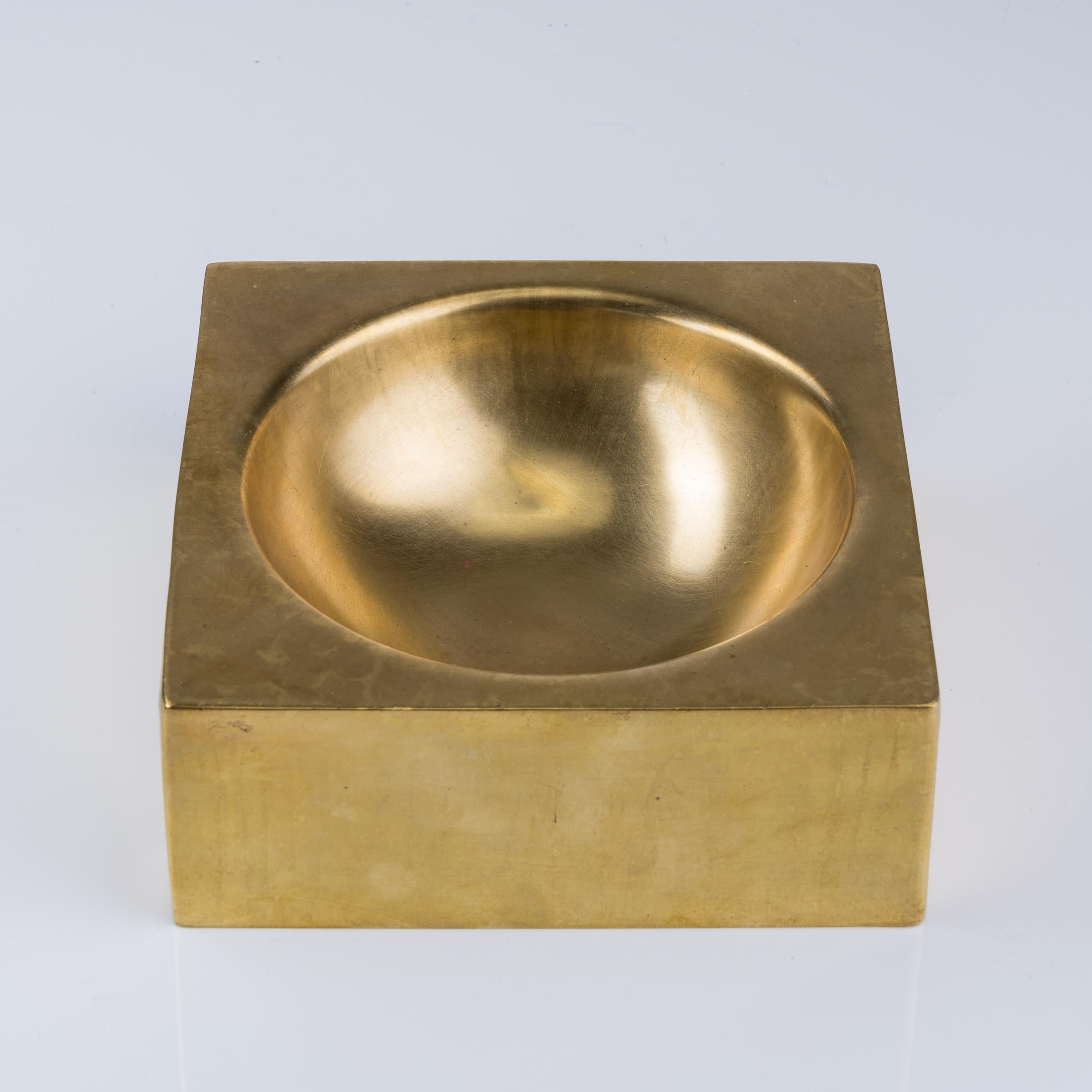 Modernist Brass Vide Poche, Italy, 1970's In Good Condition In New York, NY