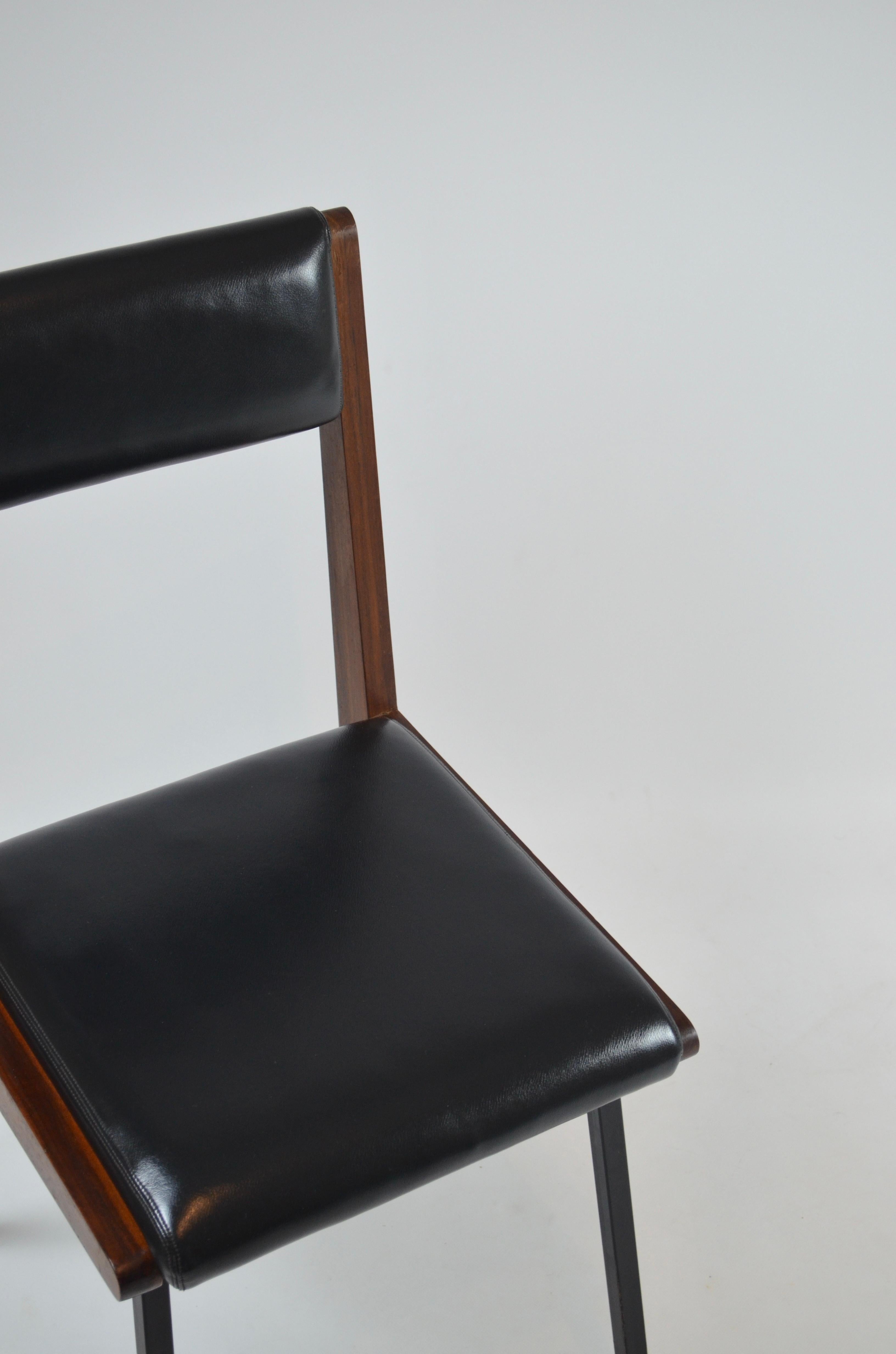 Modernistischer brasilianischer Stuhl im Angebot 7