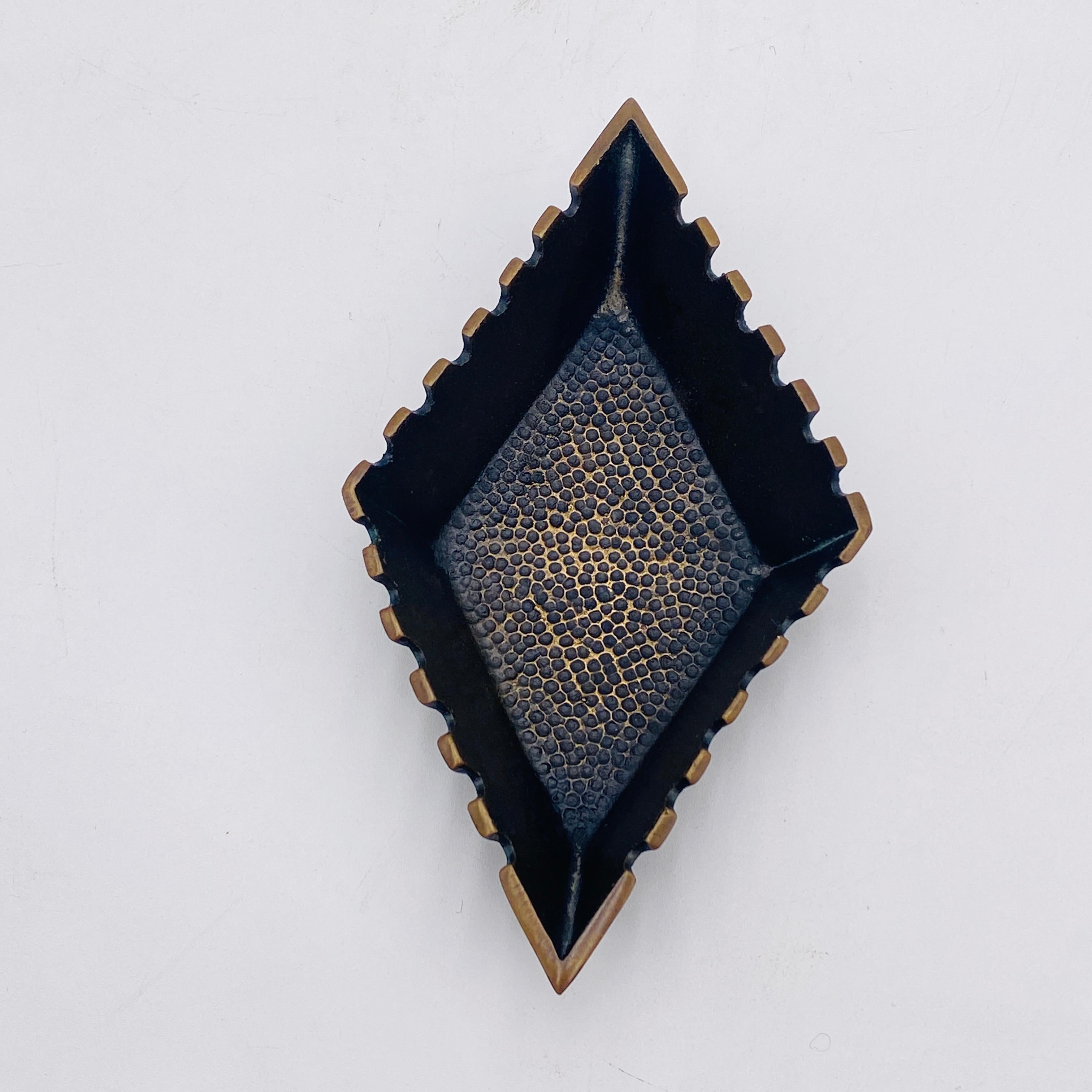Cenicero de Bronce Modernista Plato Catchall Israel en venta 6