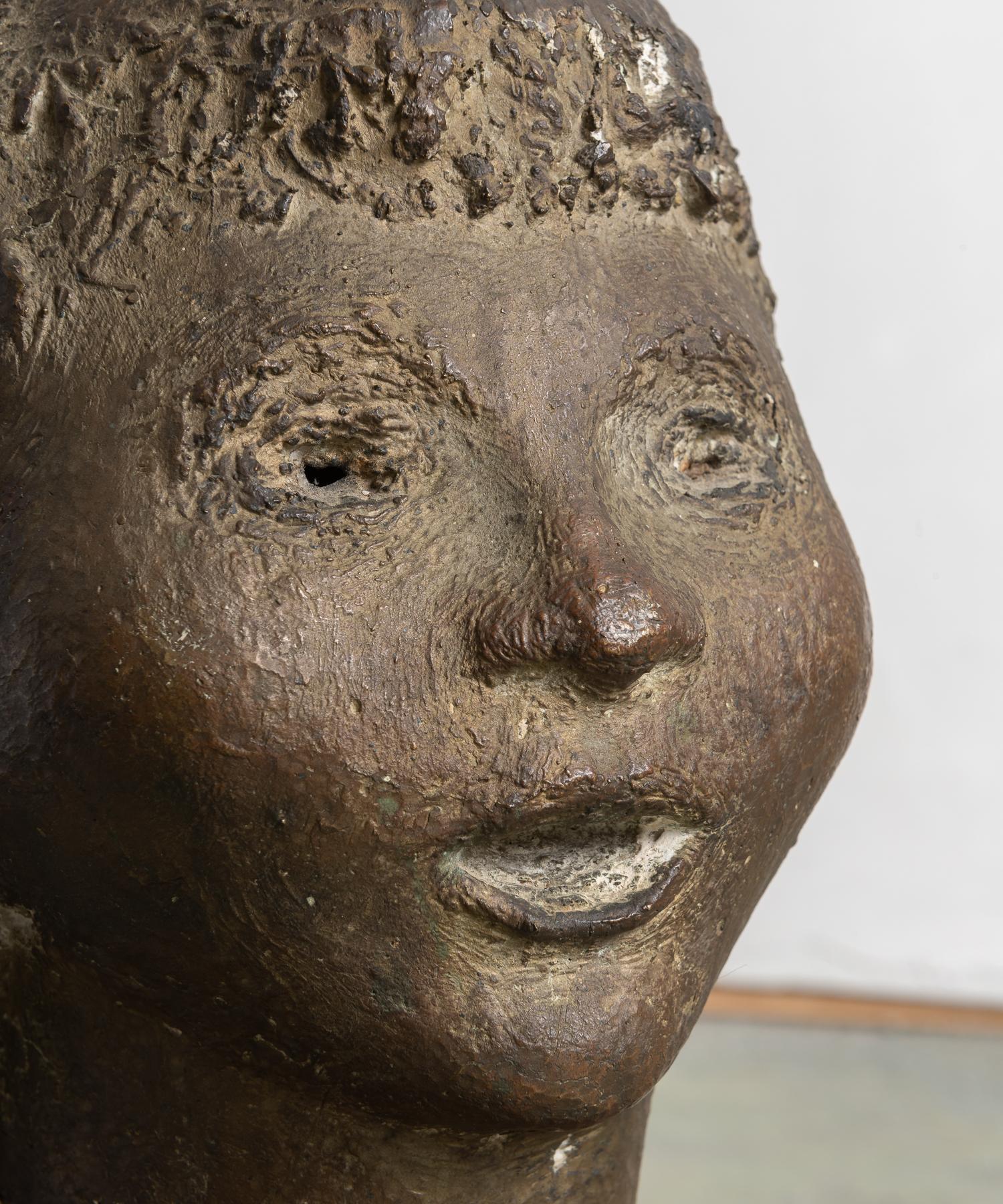 Modernist Bronze Female Bust, circa 1920 In Good Condition For Sale In Culver City, CA