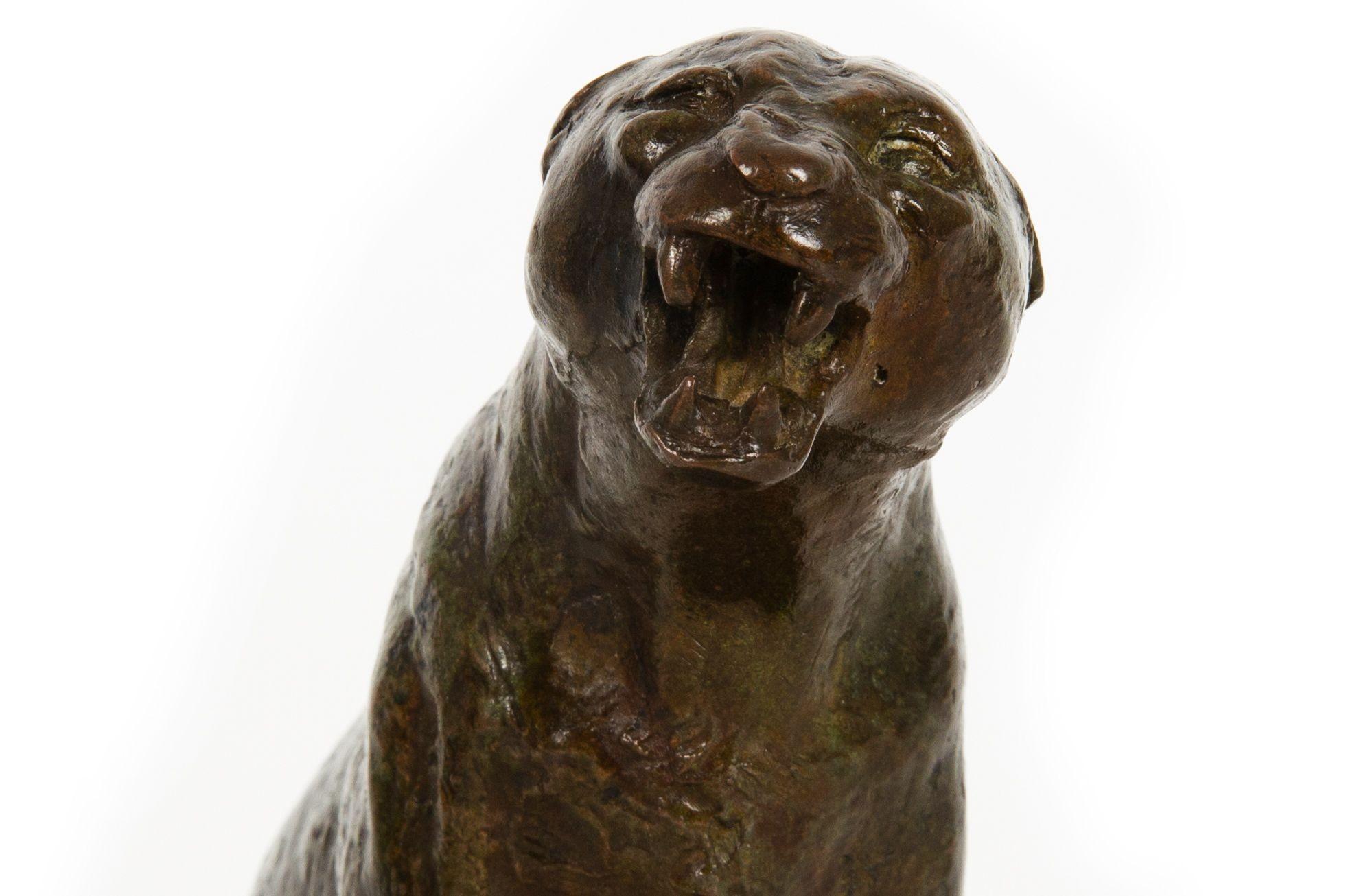 Scultura modernista in bronzo raffigurante una pantera ruggente di Adolphe Geoffroy & Susse in vendita 11