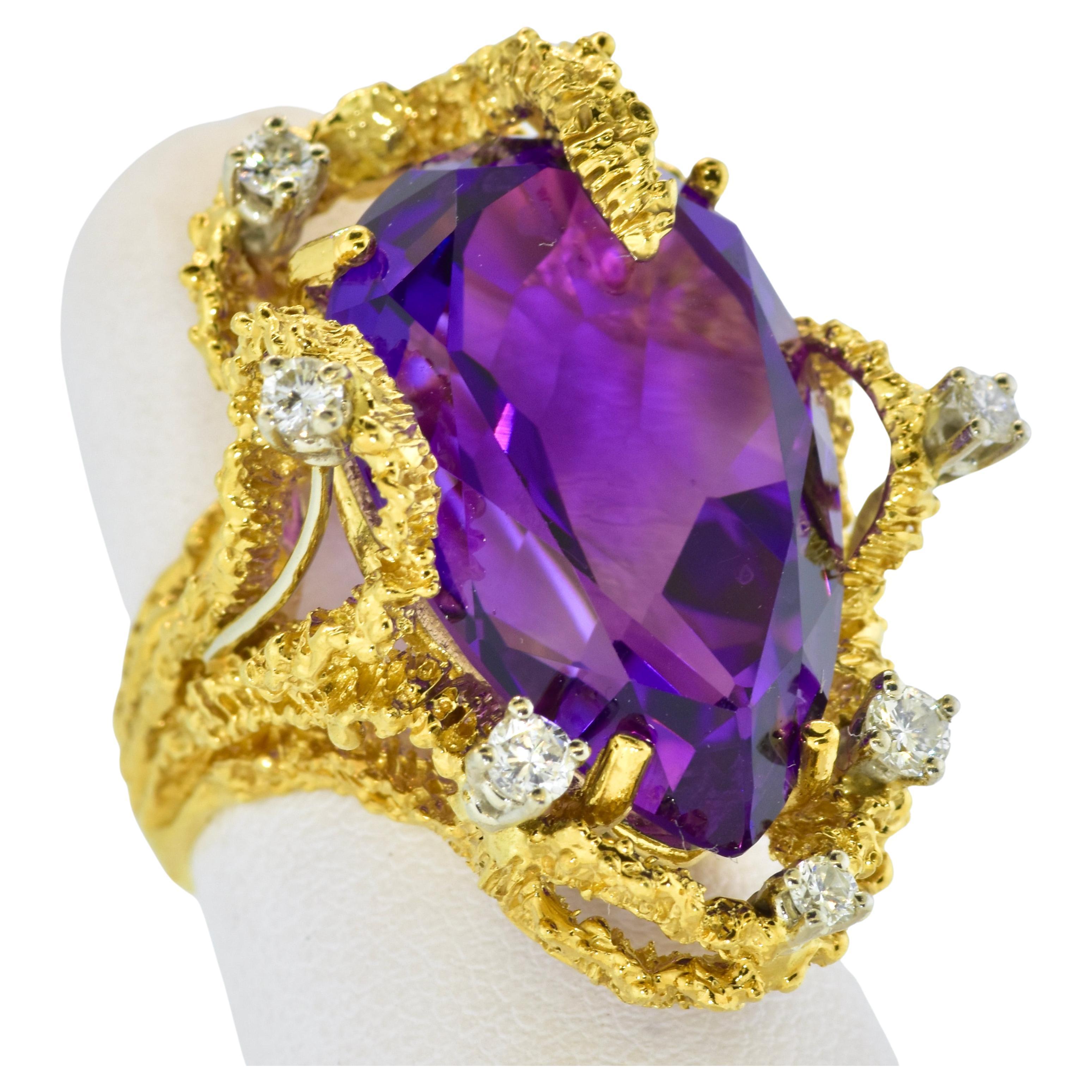 Modernist Brutalist Amethyst, Diamond and 18k Yellow Gold Ring, circa 1960