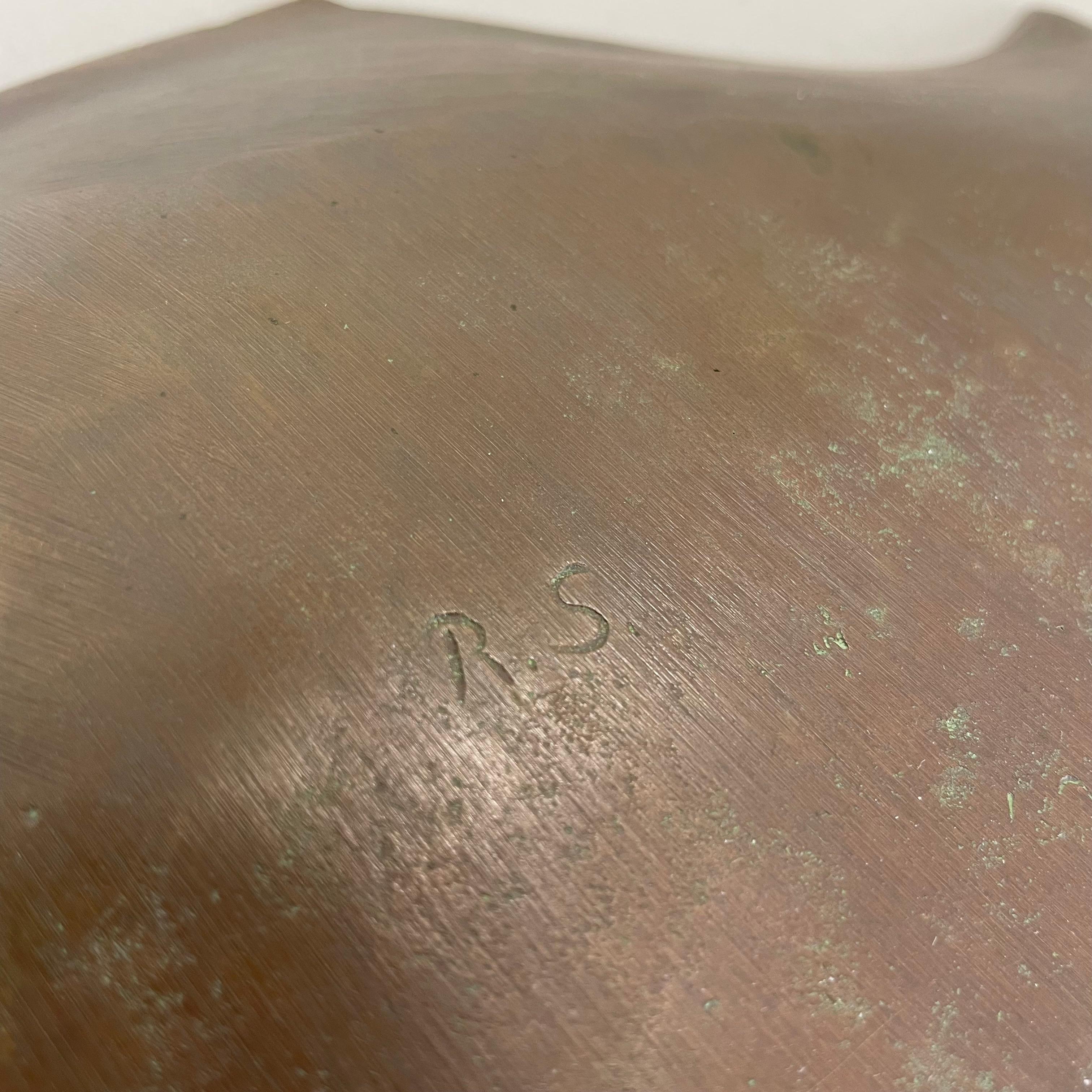 Modernist Brutalist HAGENAUER STYLE tripod Bronze shell bowl, AUSTRIA, 1950s For Sale 9