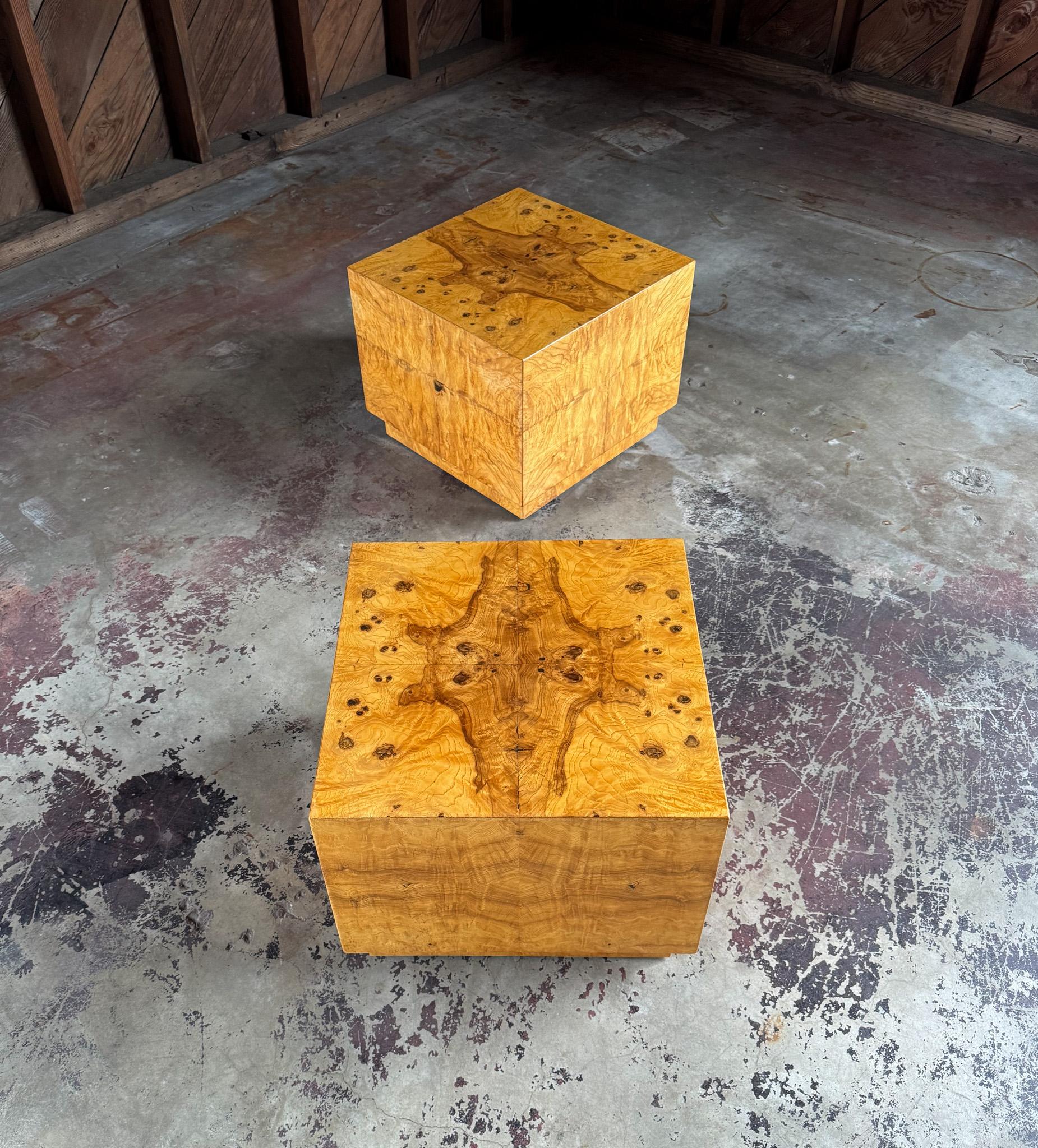 XX secolo Tavoli cubici modernisti in Wood Wood, Stati Uniti, 1970 ca.