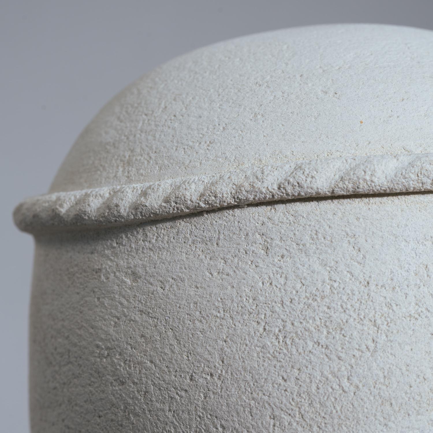 Scultura modernista in pietra arenaria in vendita 6