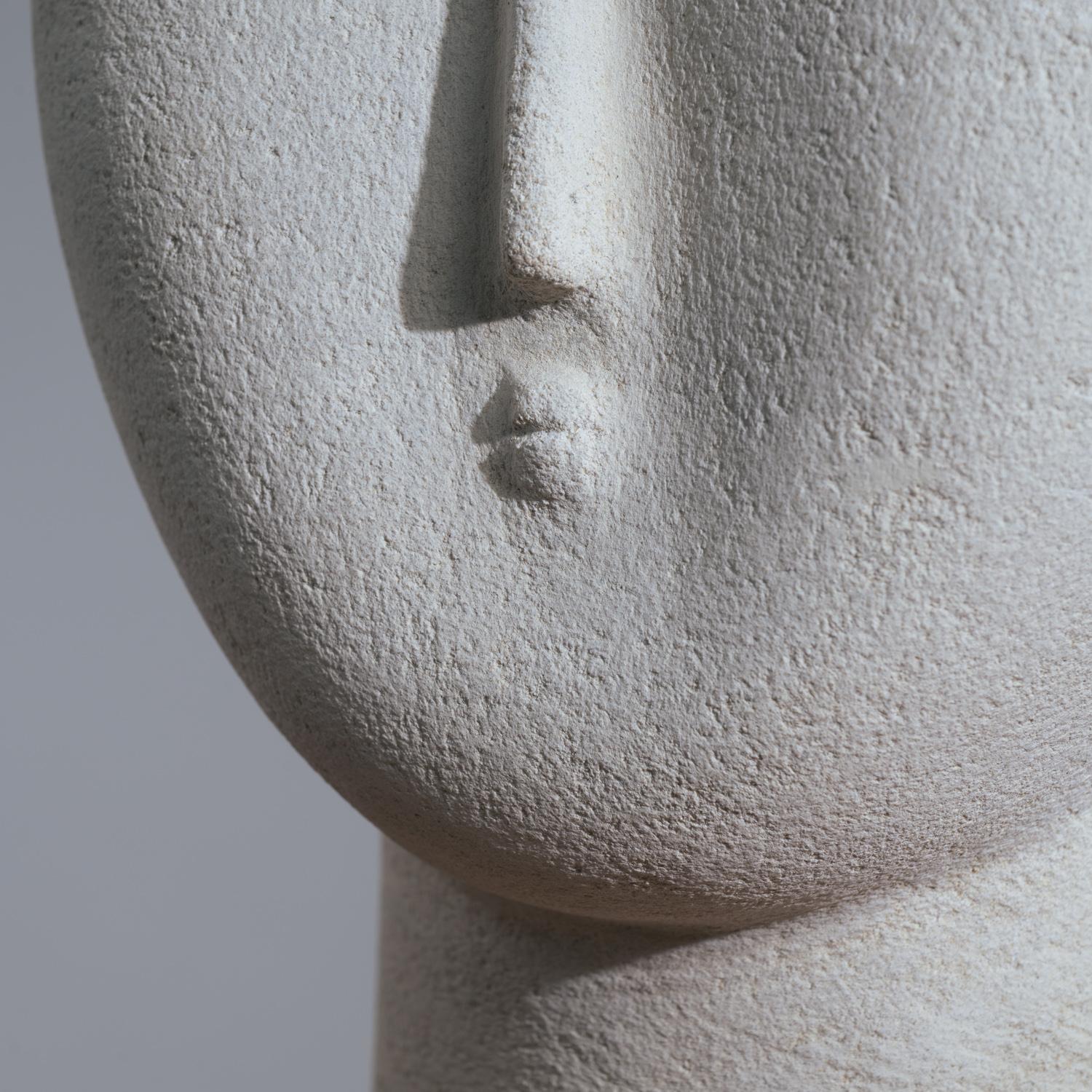 Scultura modernista in pietra arenaria in vendita 10