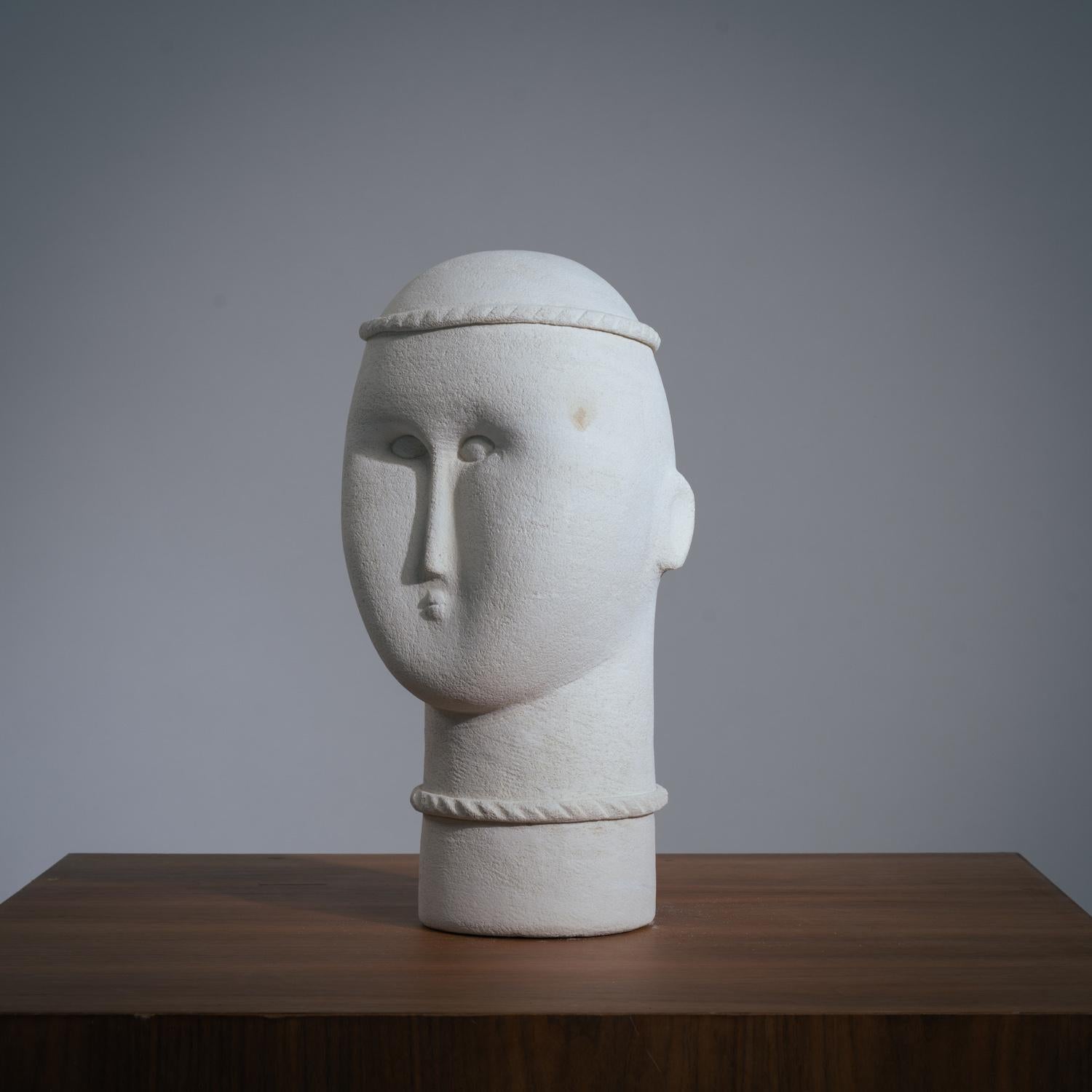 Scultura modernista in pietra arenaria in vendita 2