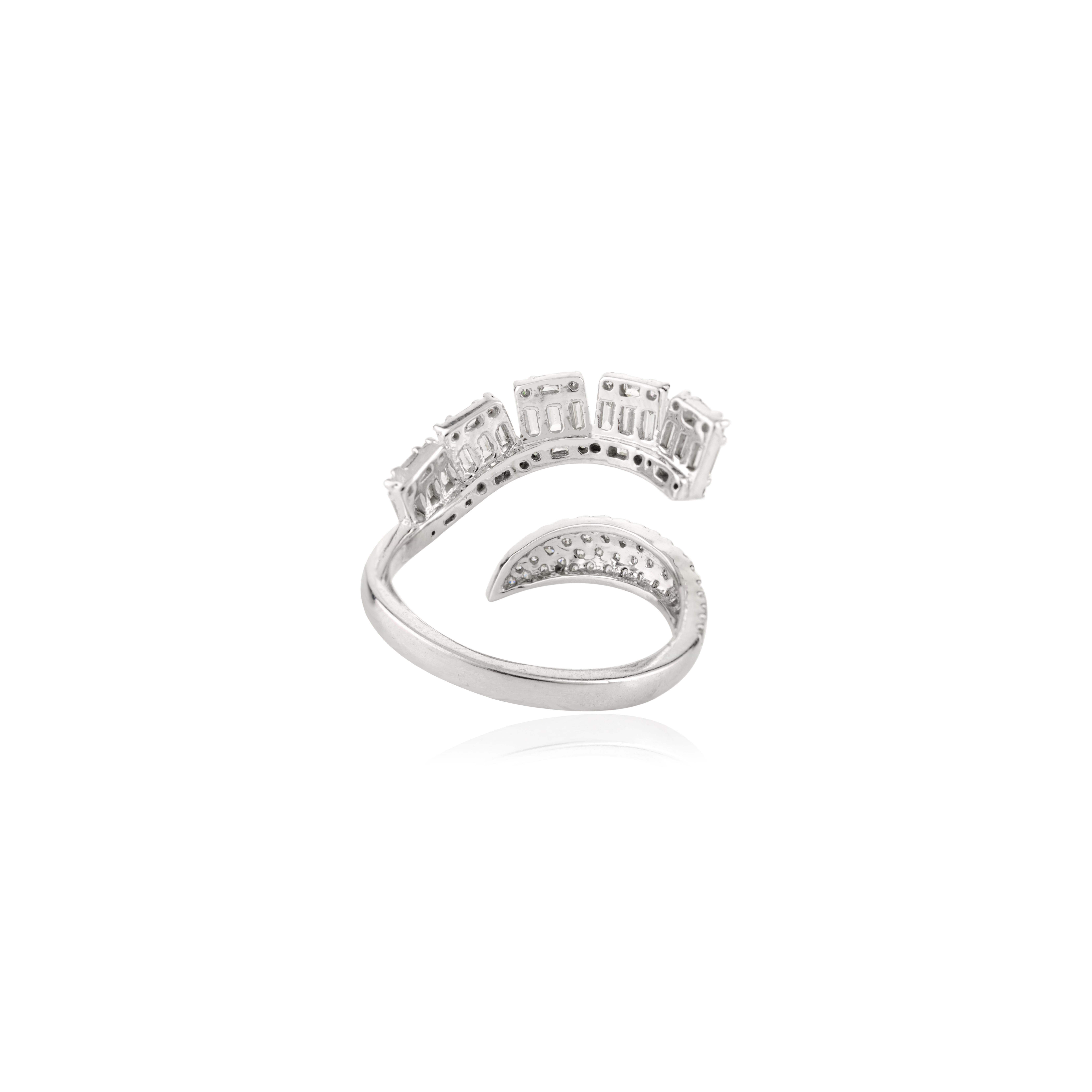 in vendita:  Modernist Bypass Ring in 14K White Gold with Brilliant & Emerald-Cut Diamonds 5