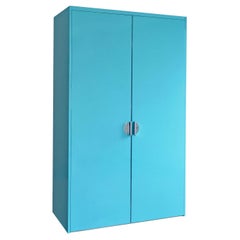 Modernistischer Schrank aus glänzendem lackiertem Holz und verchromtem Metall, anpassbar