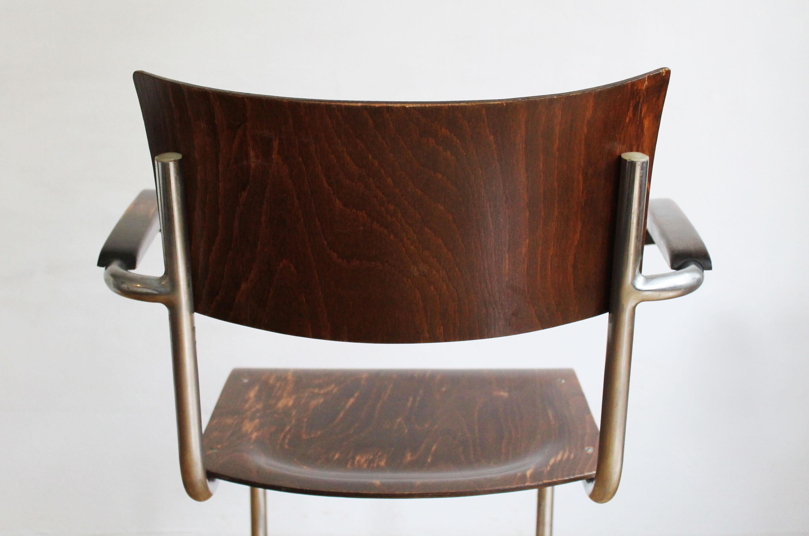 Modernist Cantilevered Armchair by Anton Lorenz For Sale 2