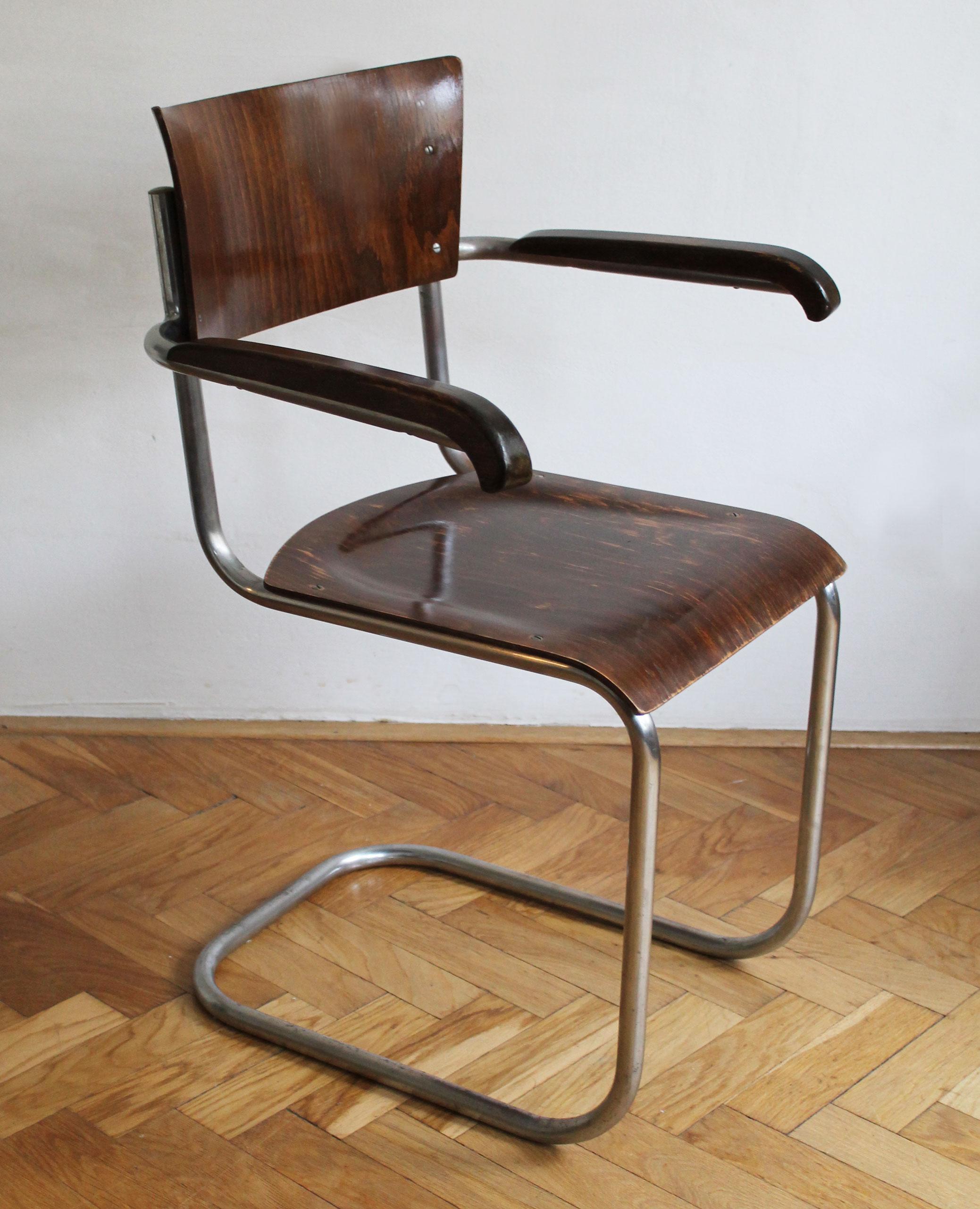 Bauhaus Modernist Cantilevered Armchair by Anton Lorenz For Sale