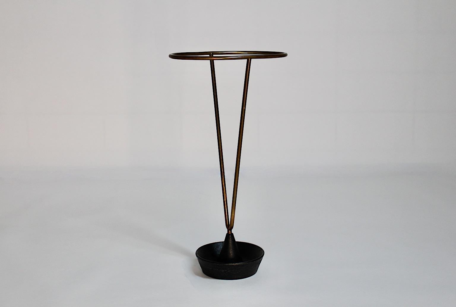 Modernist Carl Auböck Vintage Authentic Brass Black Iron Umbrella Stand, 1950s  In Good Condition For Sale In Vienna, AT