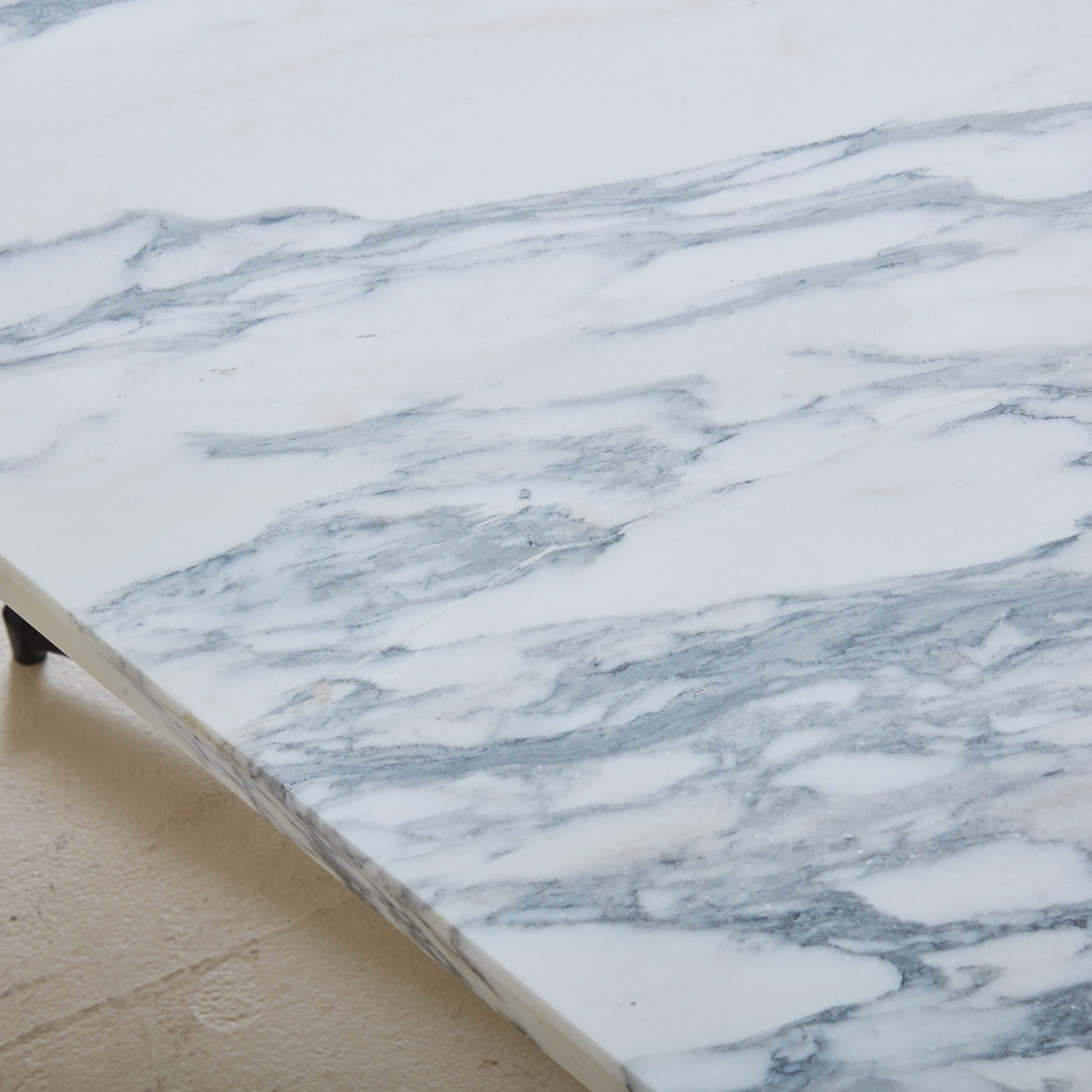 Modernist Carrara Marble Coffee Table, France 1950s For Sale 1