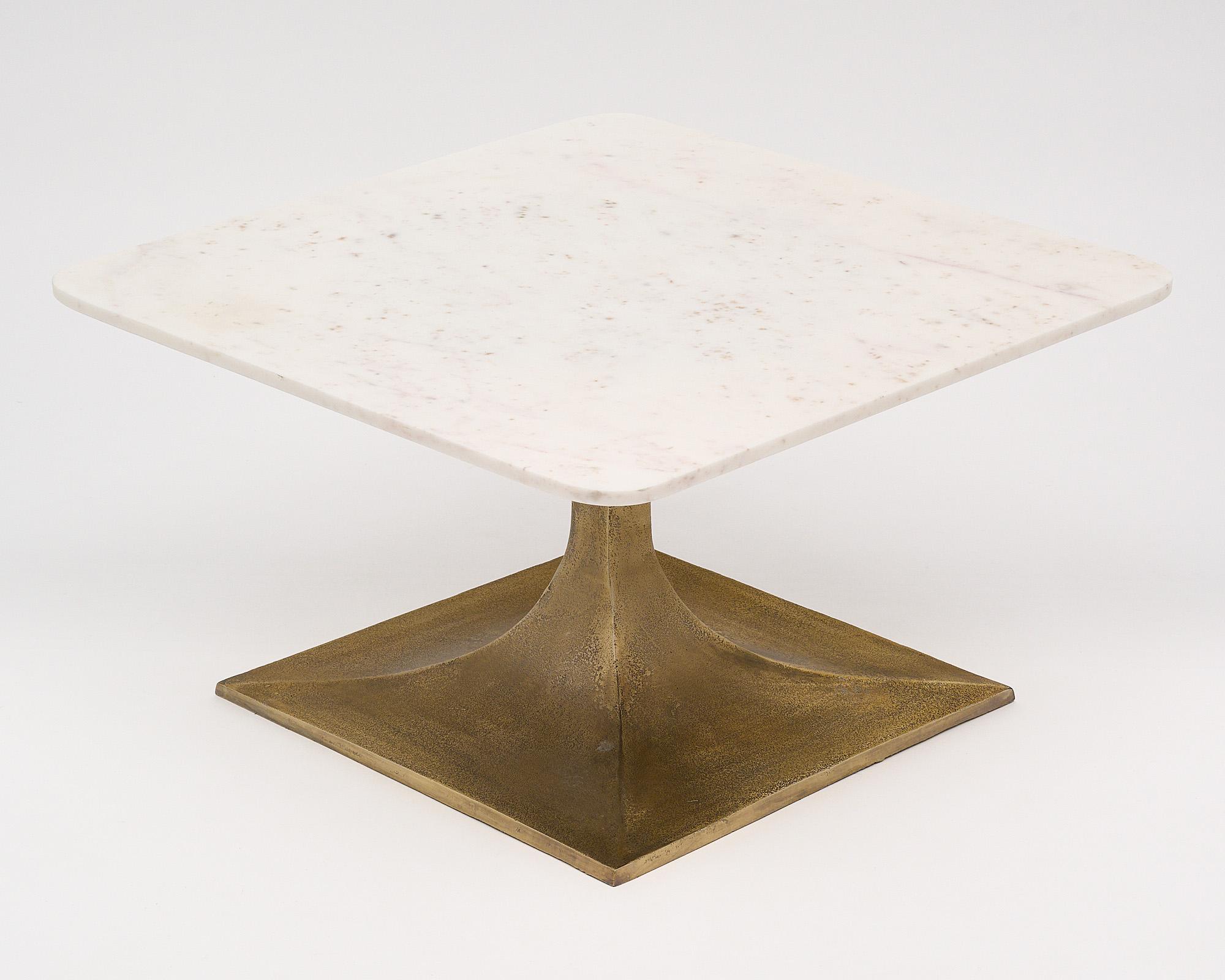Modernist Carrara Marble French Side Tables In Good Condition For Sale In Austin, TX