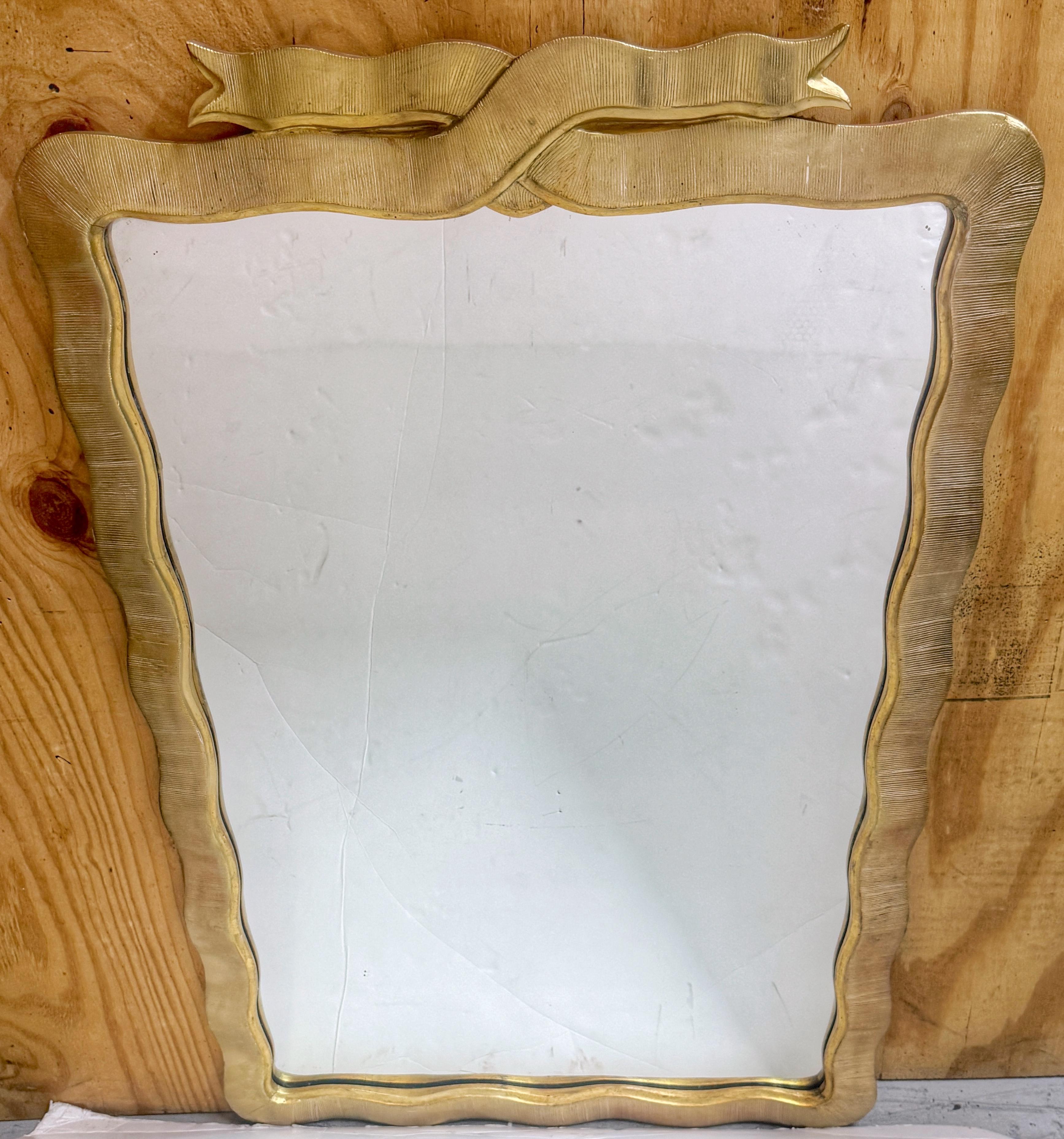 Modernist Carved Giltwood Ribbon Motif Mirror In Good Condition For Sale In West Palm Beach, FL