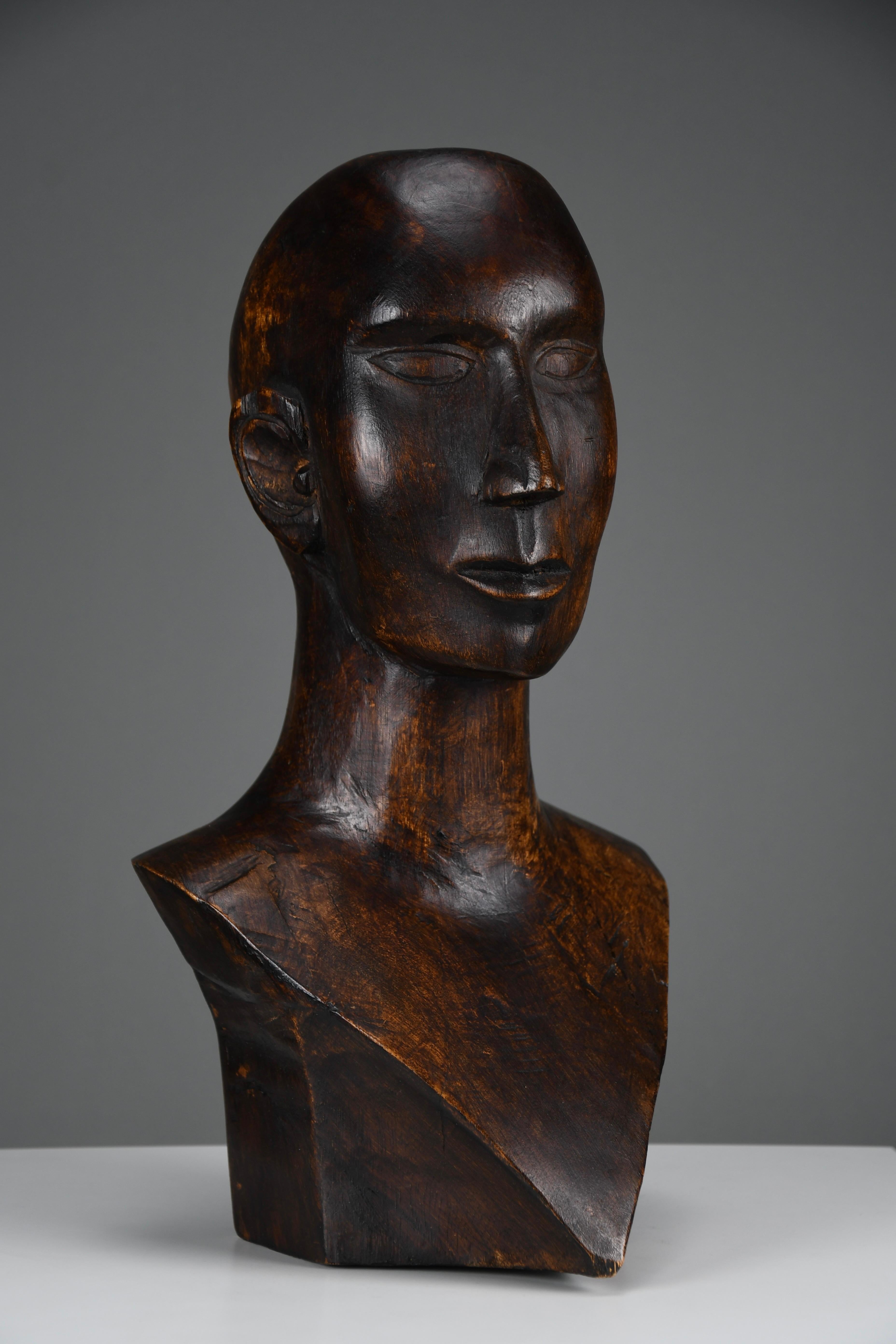 Modernist Carved Wooden Bust, ca. Mid-20th Century For Sale 7
