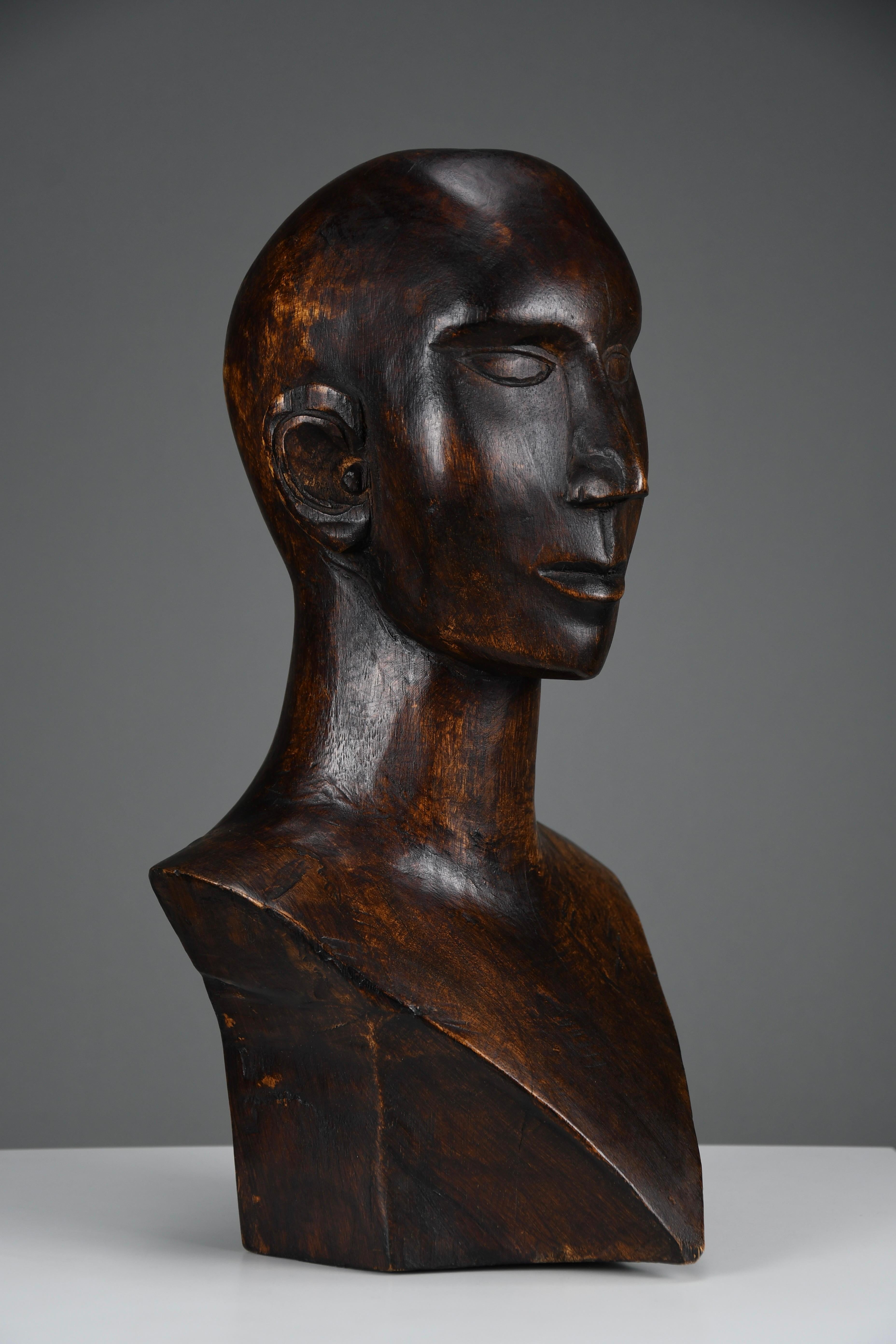 Mid-Century Modern Modernist Carved Wooden Bust, ca. Mid-20th Century For Sale