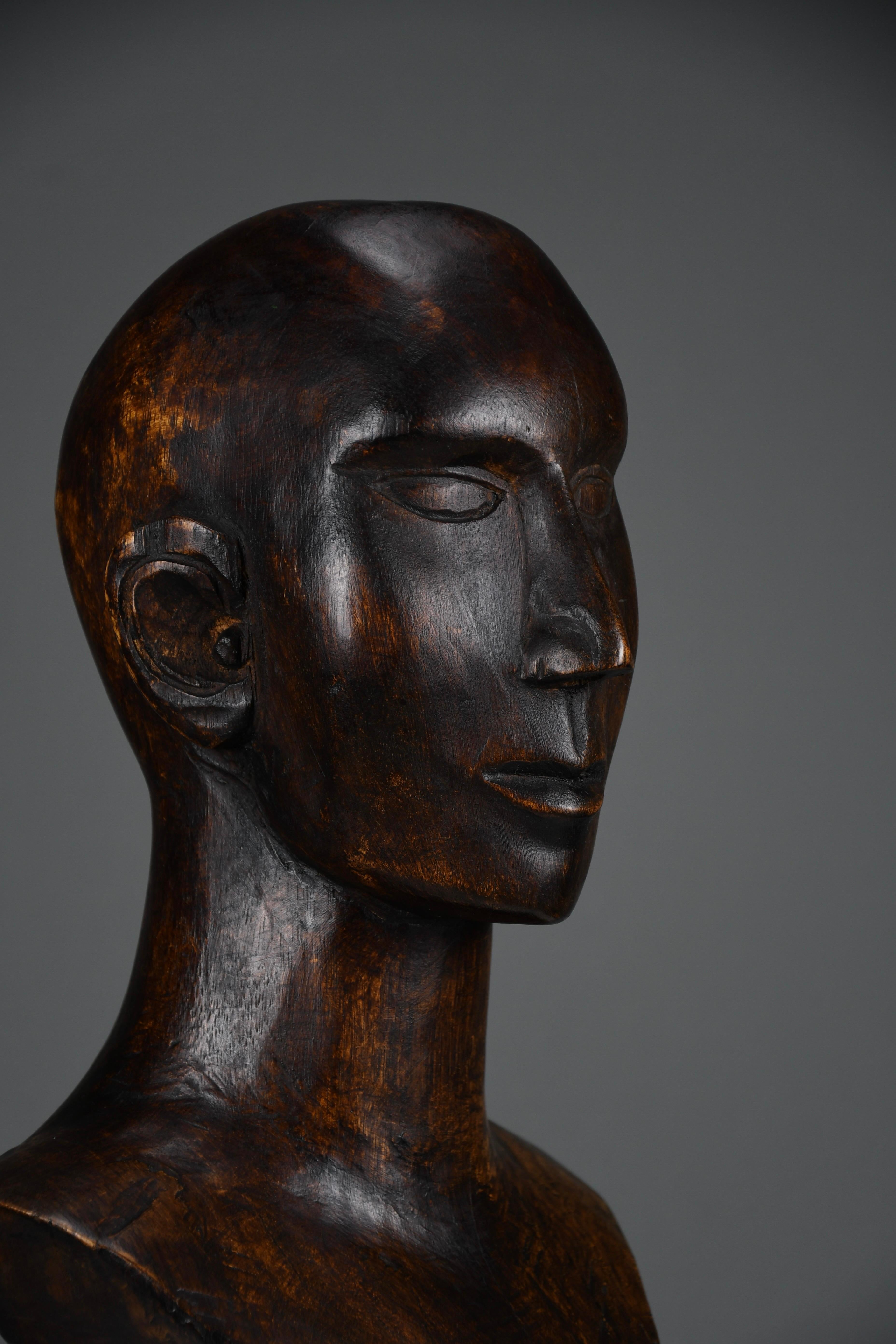 Italian Modernist Carved Wooden Bust, ca. Mid-20th Century For Sale