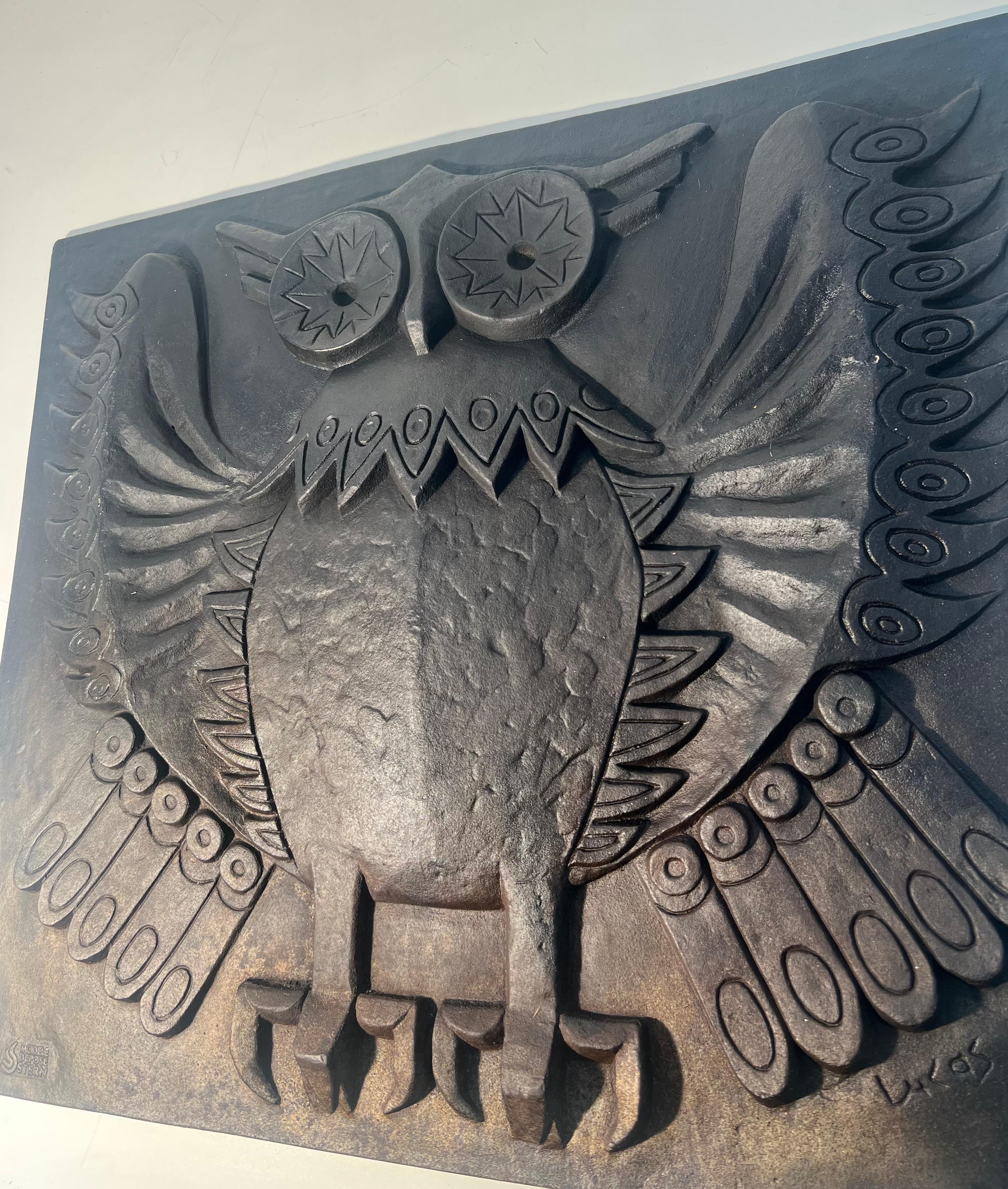 Modernist Cast Iron Fireback Showing an Owl Signed by Lucas For Stern For Sale 7