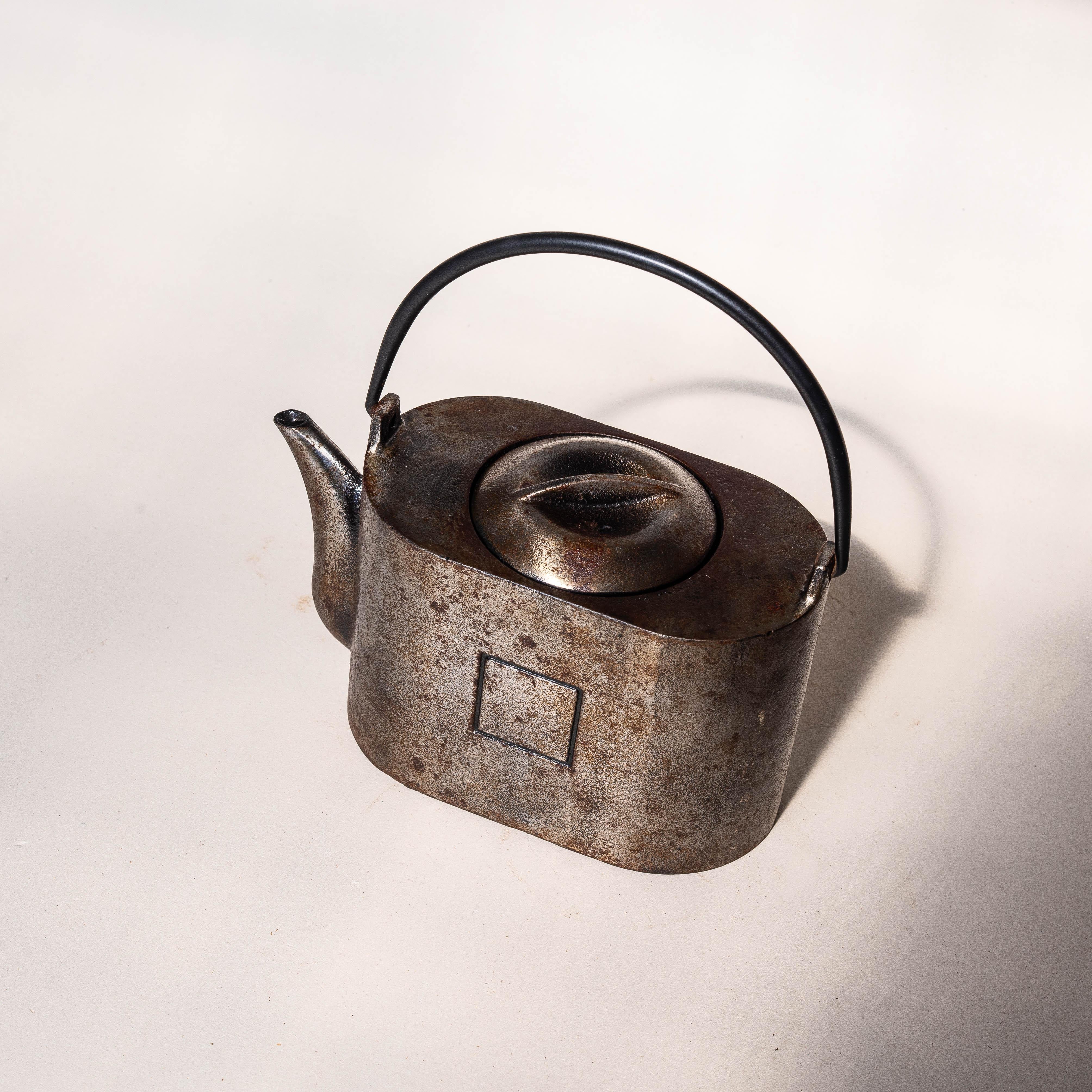 Modernist Cast Iron Teapot – Minimal Bauhaus Style, France 1940s For Sale 2