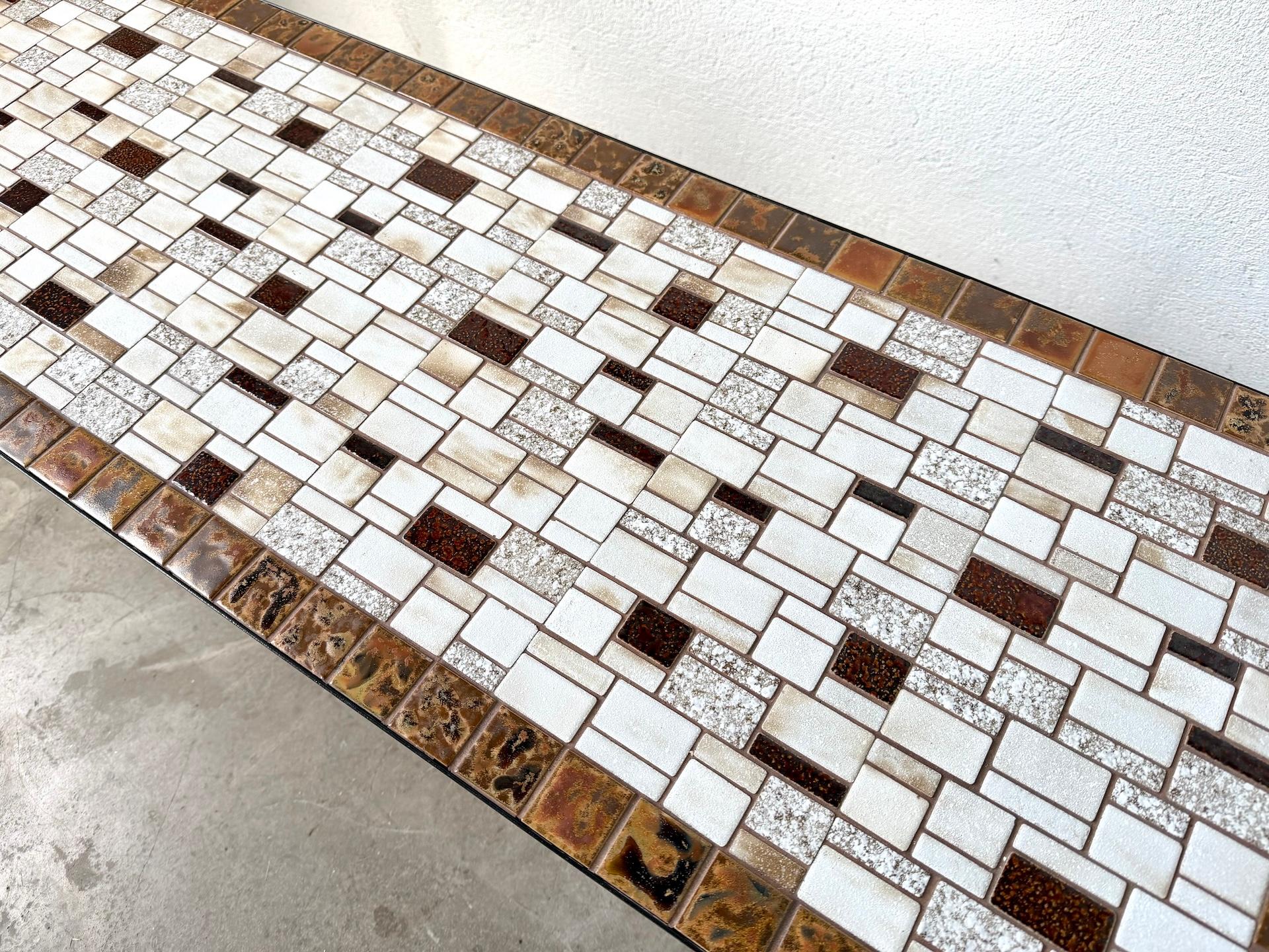 Modernist ceramic coffee table, circa 1960 For Sale 1