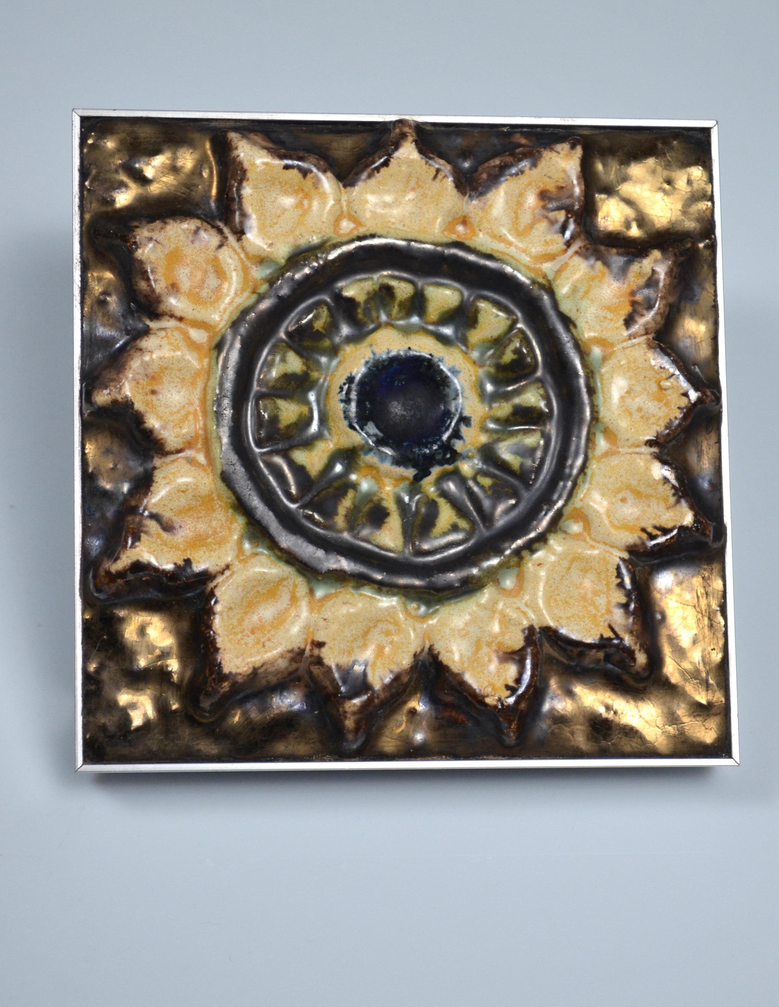 Modernist ceramic door handle on aluminum support, 1950s For Sale 5