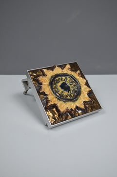 Maniglia modernista in ceramica su supporto in alluminio, anni '50