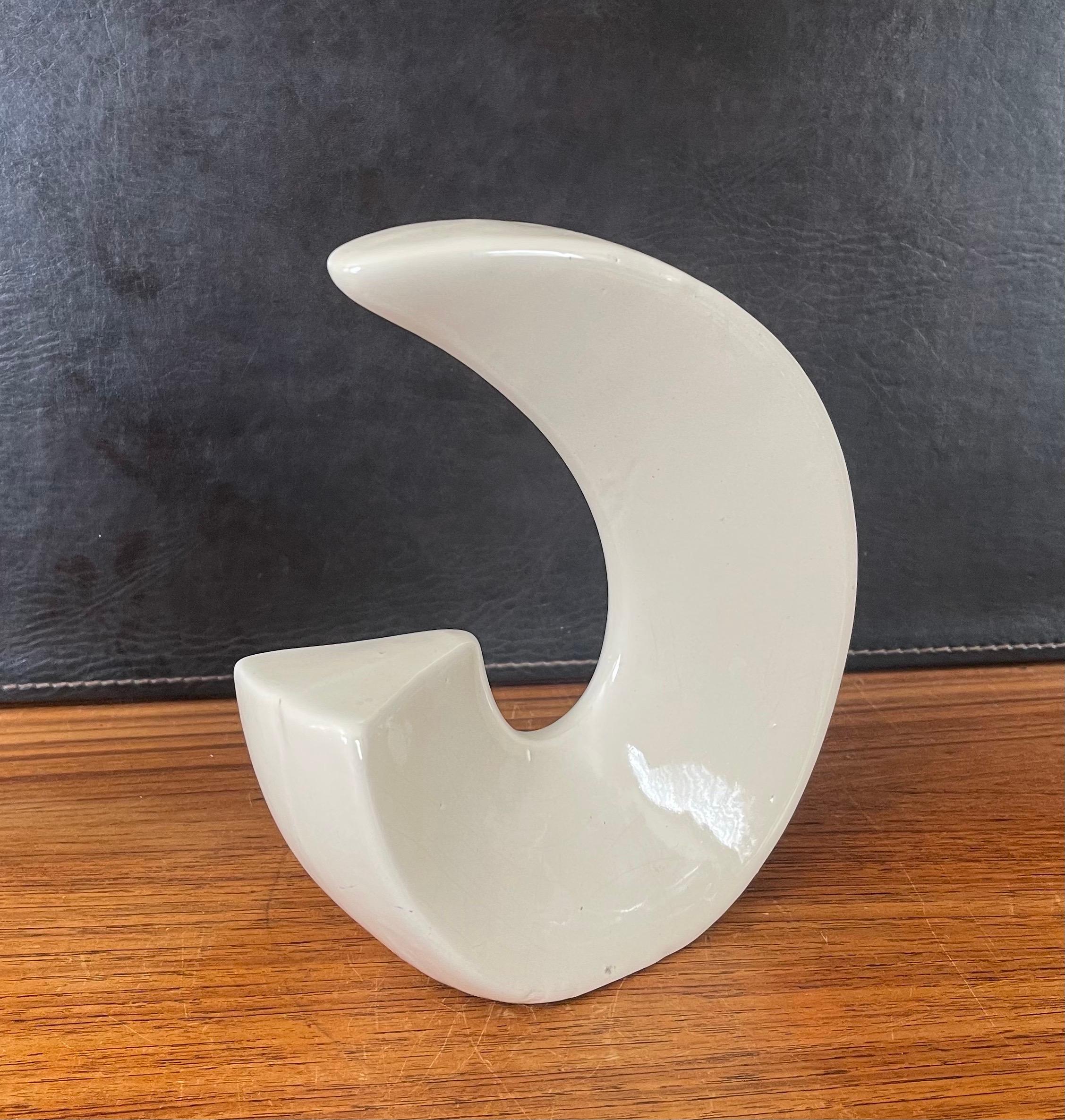 Modernistische Ikebana-Vase aus Keramik (Handgefertigt) im Angebot