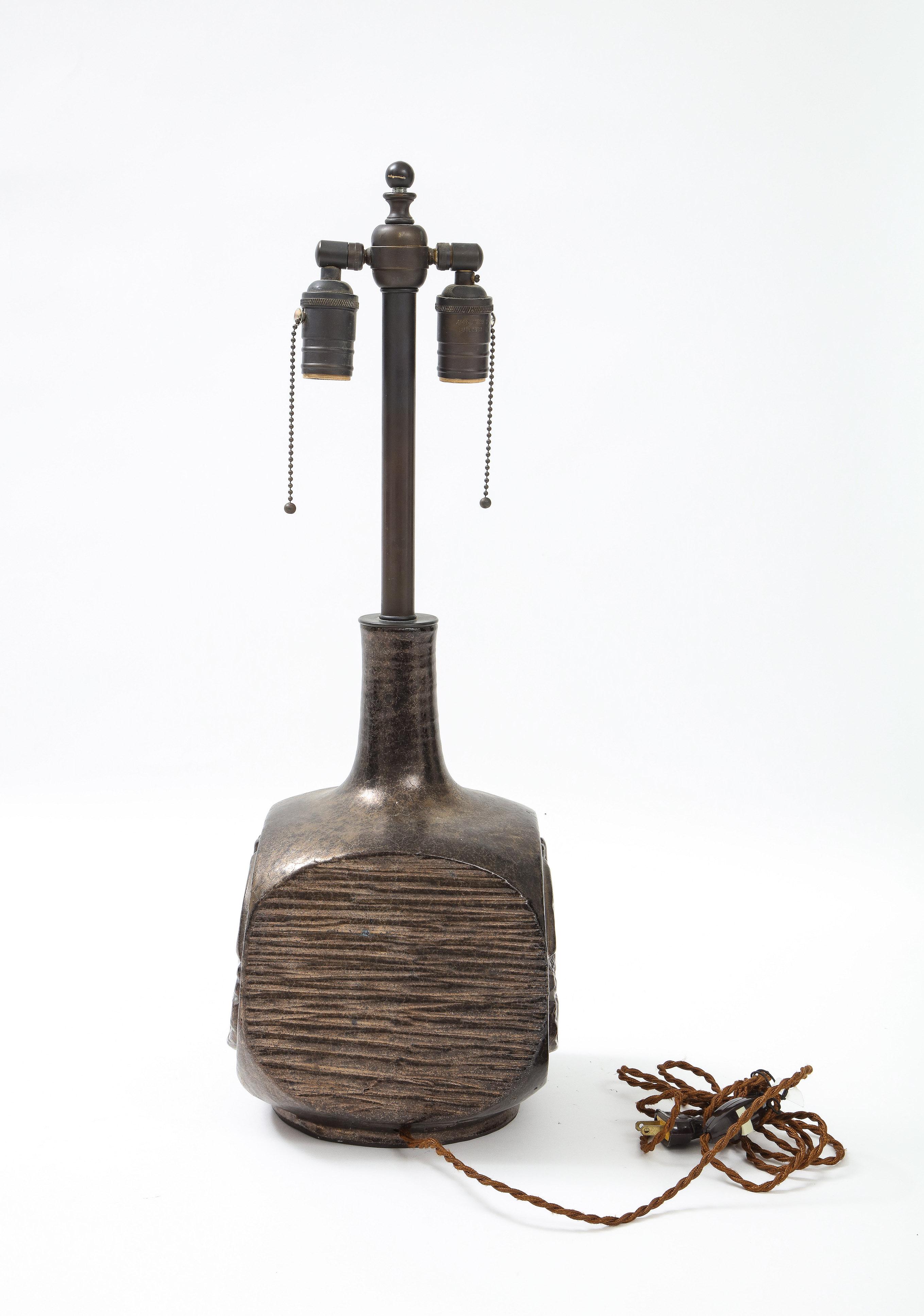 Modernist Ceramic Table Lamp by Emiel Laskaris For Sale 2