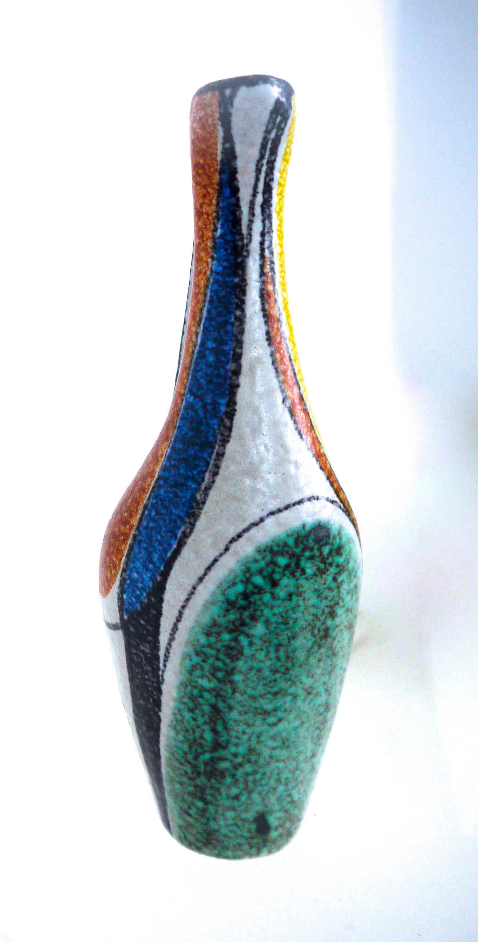 Modernist ceramics West German Carafe (small) from Milano collection. A beautiful piece and a good investment. Made by the renowned Ruscha Pottery Studio from late 1950s. The West German Pottery was in an explosion of creativity and