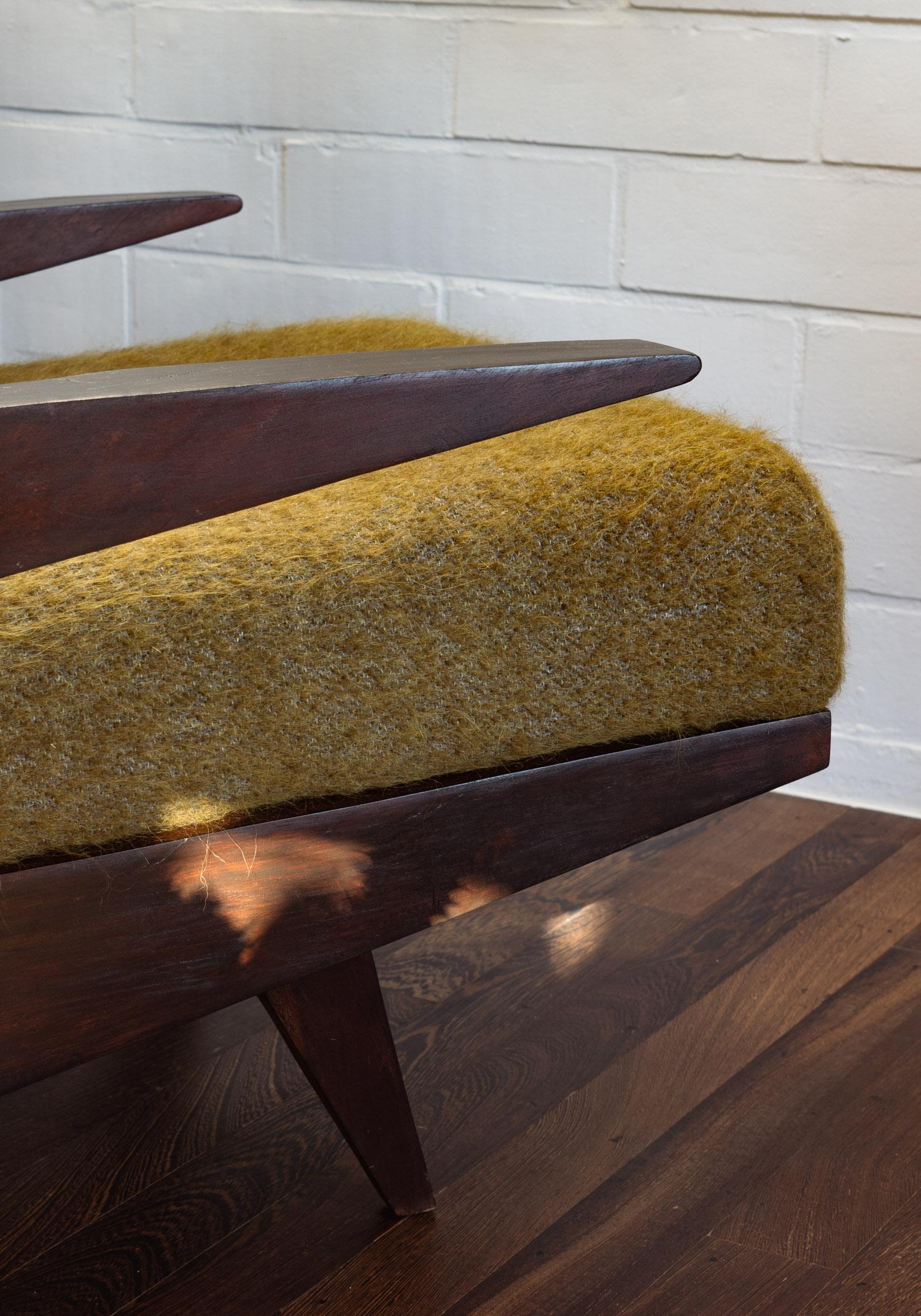Brazilian Modernist Chair by Acácio Gil Borsoi, Brazil 1950s For Sale 7