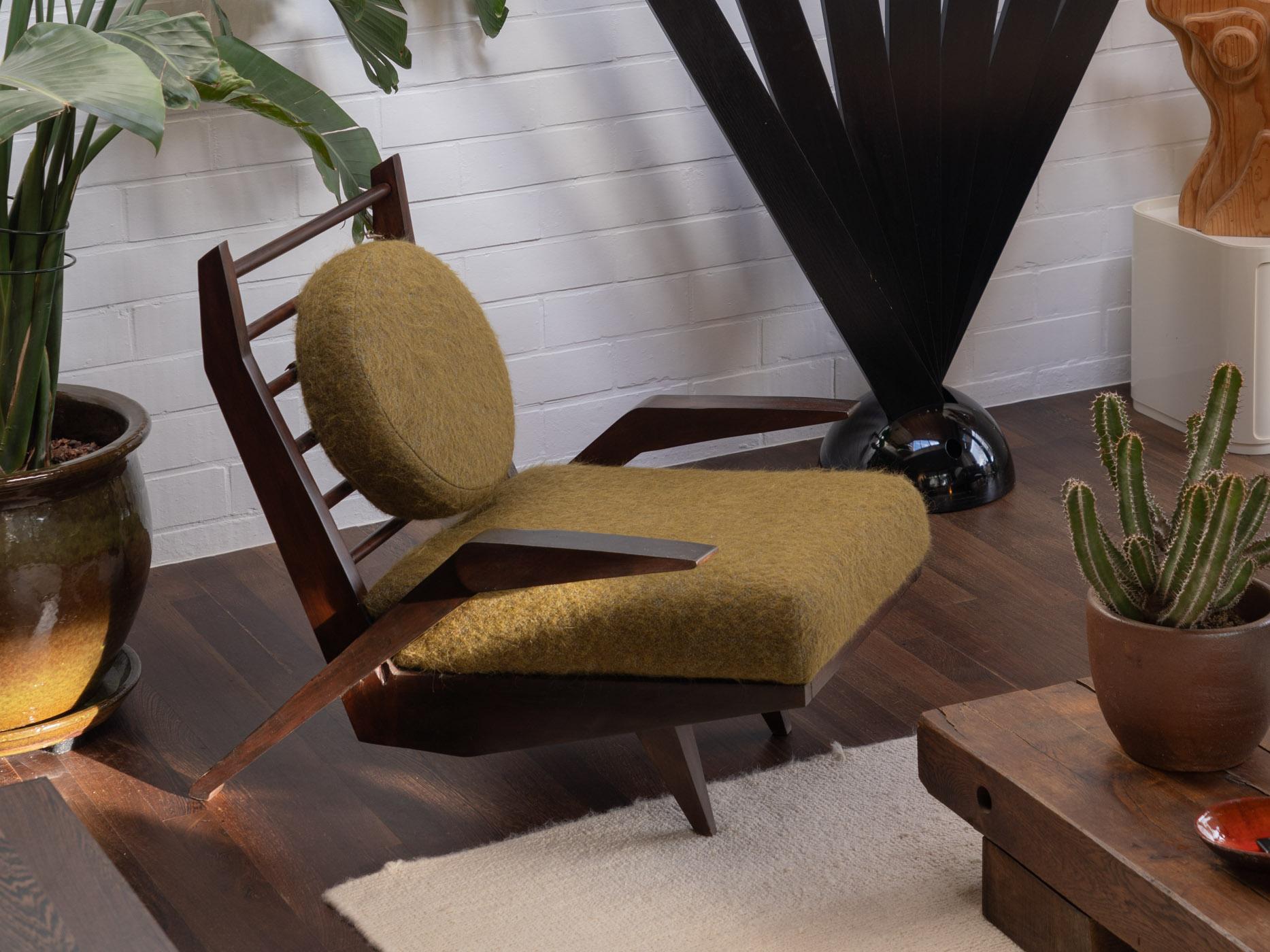 Brazilian Modernist Chair by Acácio Gil Borsoi, Brazil 1950s In Good Condition For Sale In Aartselaar, BE