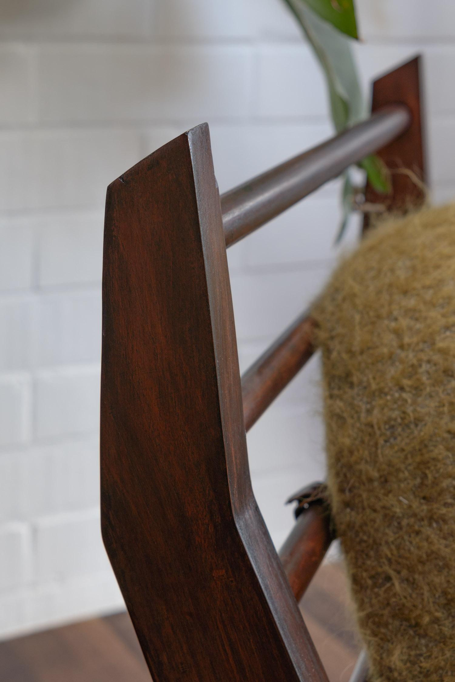 Brazilian Modernist Chair by Acácio Gil Borsoi, Brazil 1950s For Sale 1
