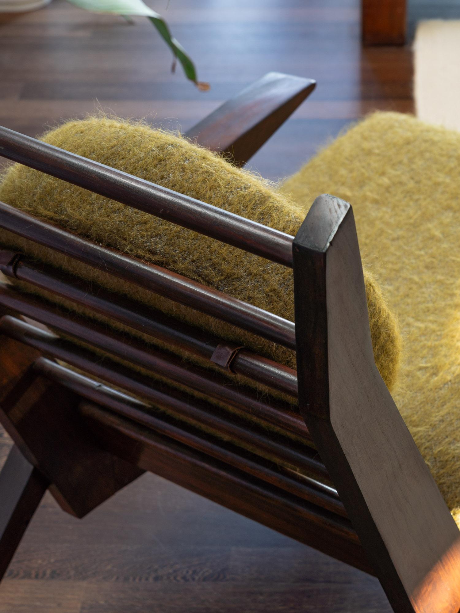 Brazilian Modernist Chair by Acácio Gil Borsoi, Brazil 1950s For Sale 2